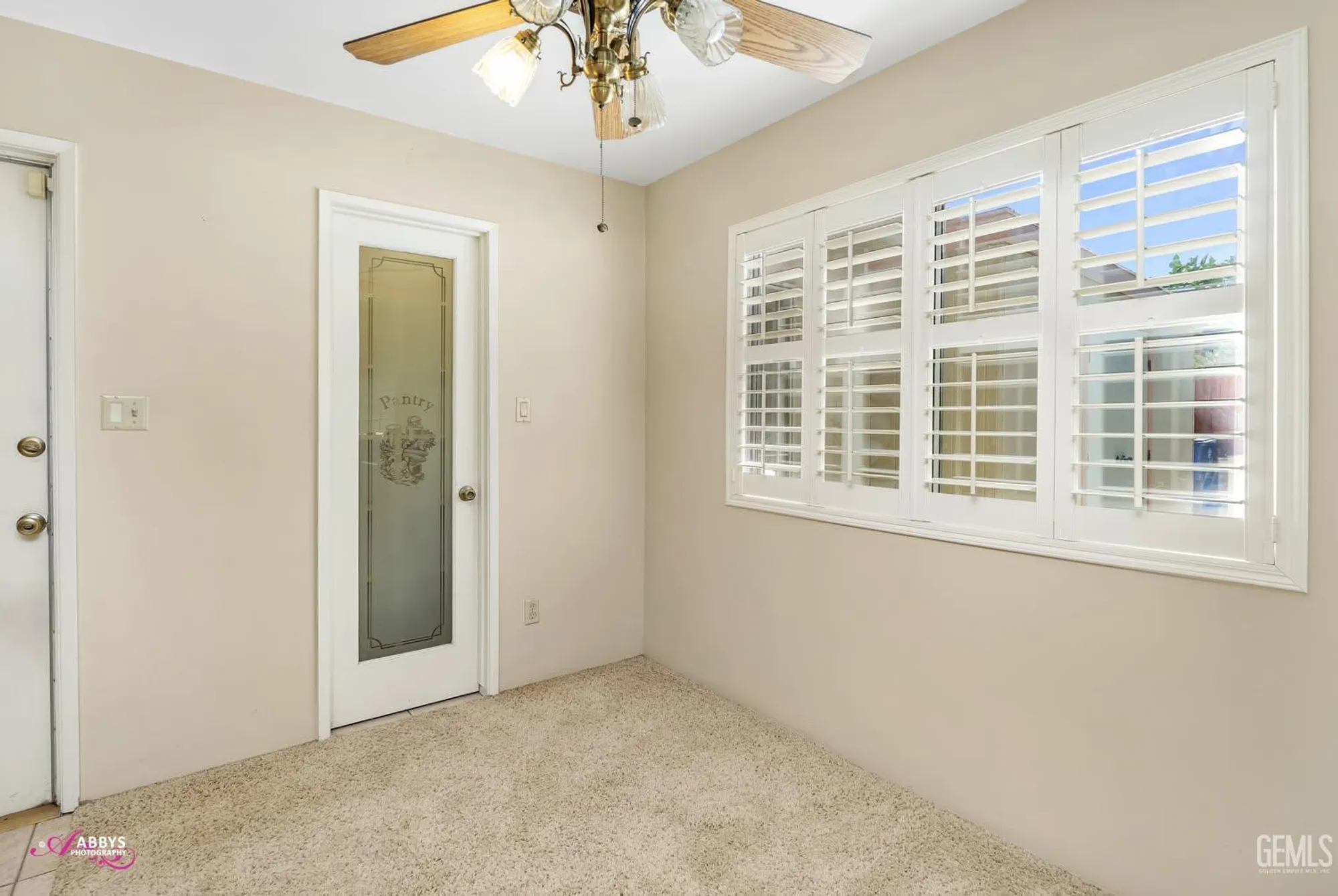Property Slideshow image 13 of 47 | 409 bermuda st, Bakersfield, CA, 93309