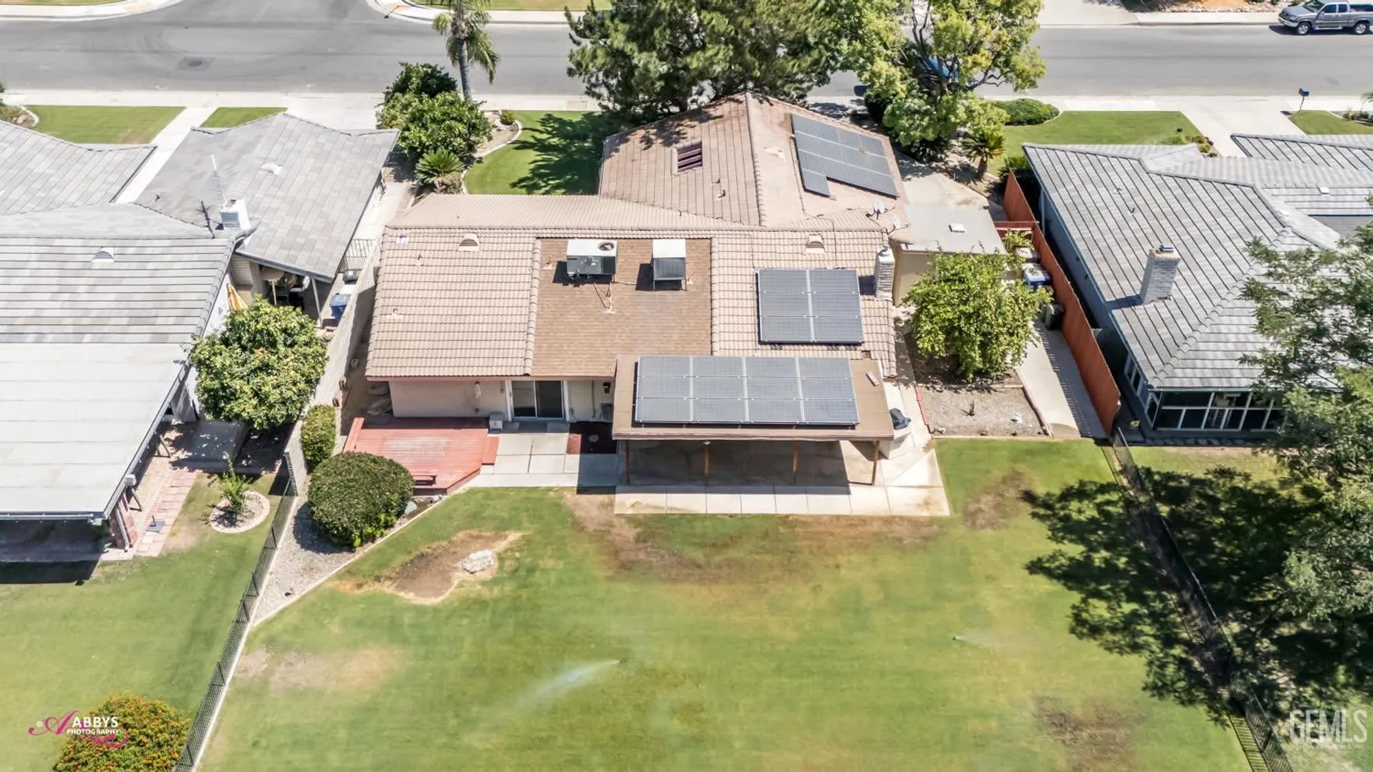 Property Slideshow image 40 of 47 | 409 bermuda st, Bakersfield, CA, 93309