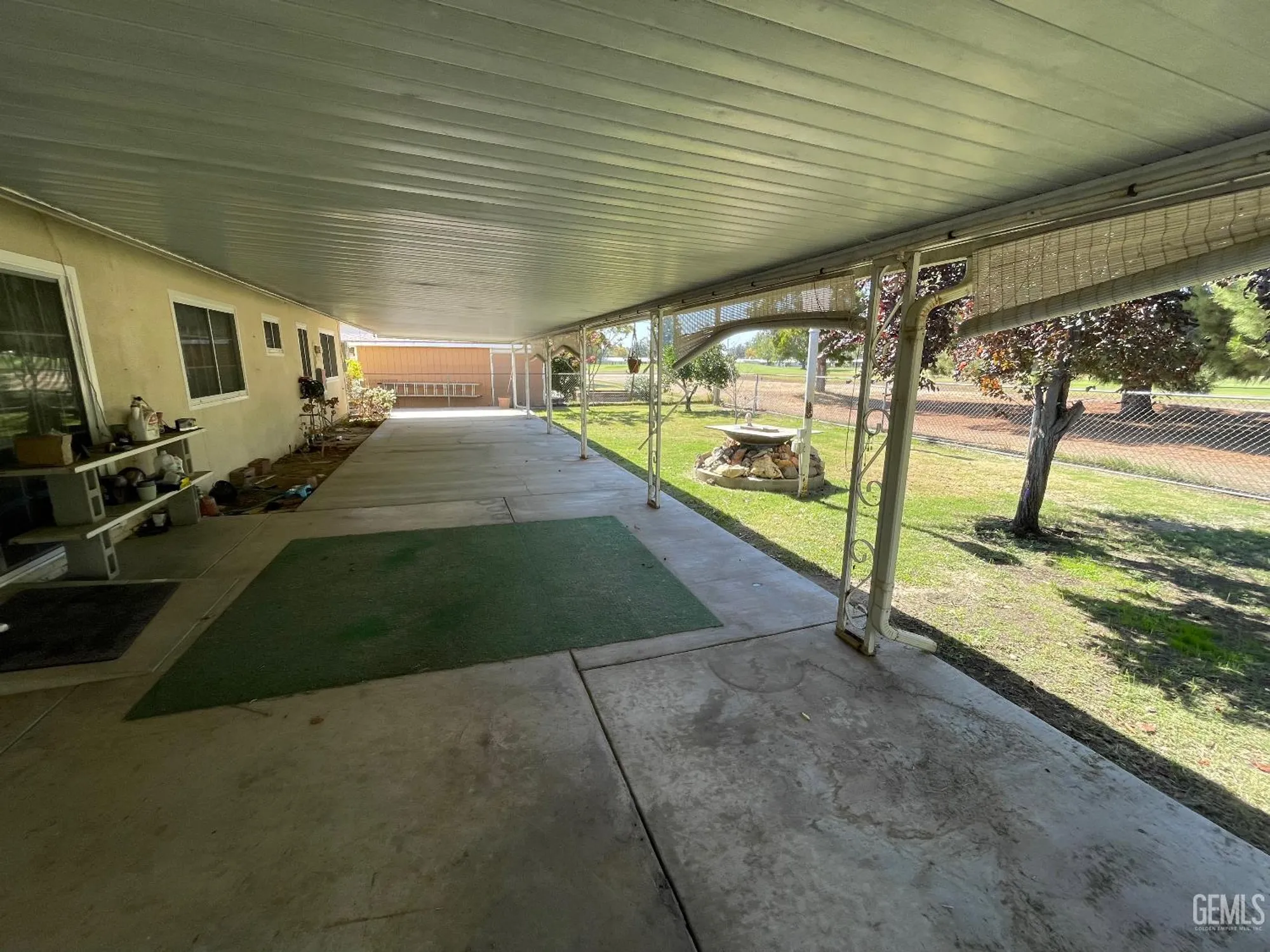 Property Slideshow image 35 of 44 | 917 cherry hills dr, Bakersfield, CA, 93309