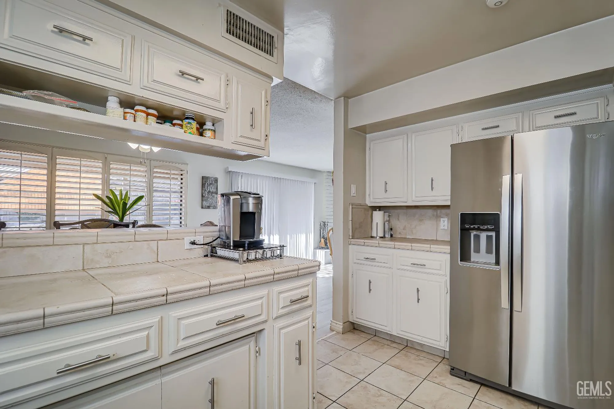 Property Slideshow image 14 of 25 | 705 new stine rd, Bakersfield, CA, 93309