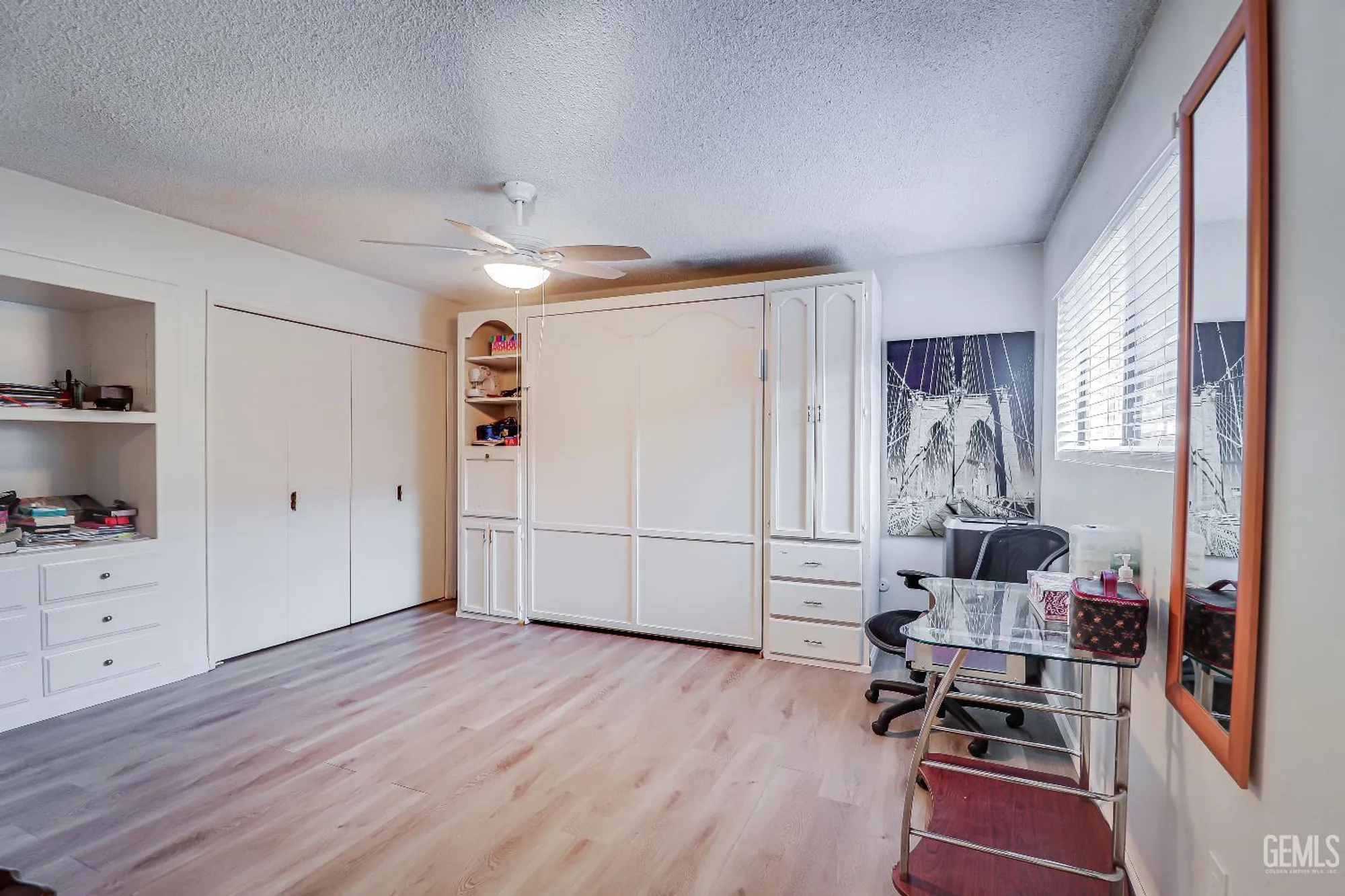 Property Slideshow image 15 of 25 | 705 new stine rd, Bakersfield, CA, 93309