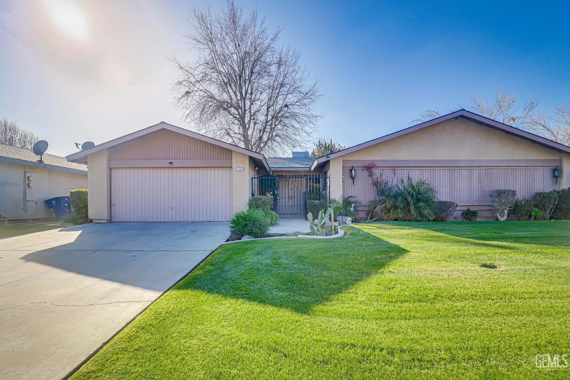 Property Slideshow image 1 of 25 | 705 new stine rd, Bakersfield, CA, 93309