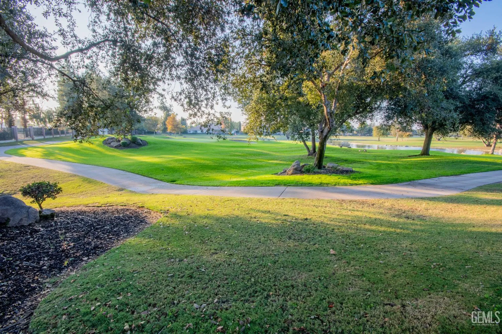 Property Slideshow image 39 of 47 | 3223 peace rose st, Bakersfield, CA, 93311