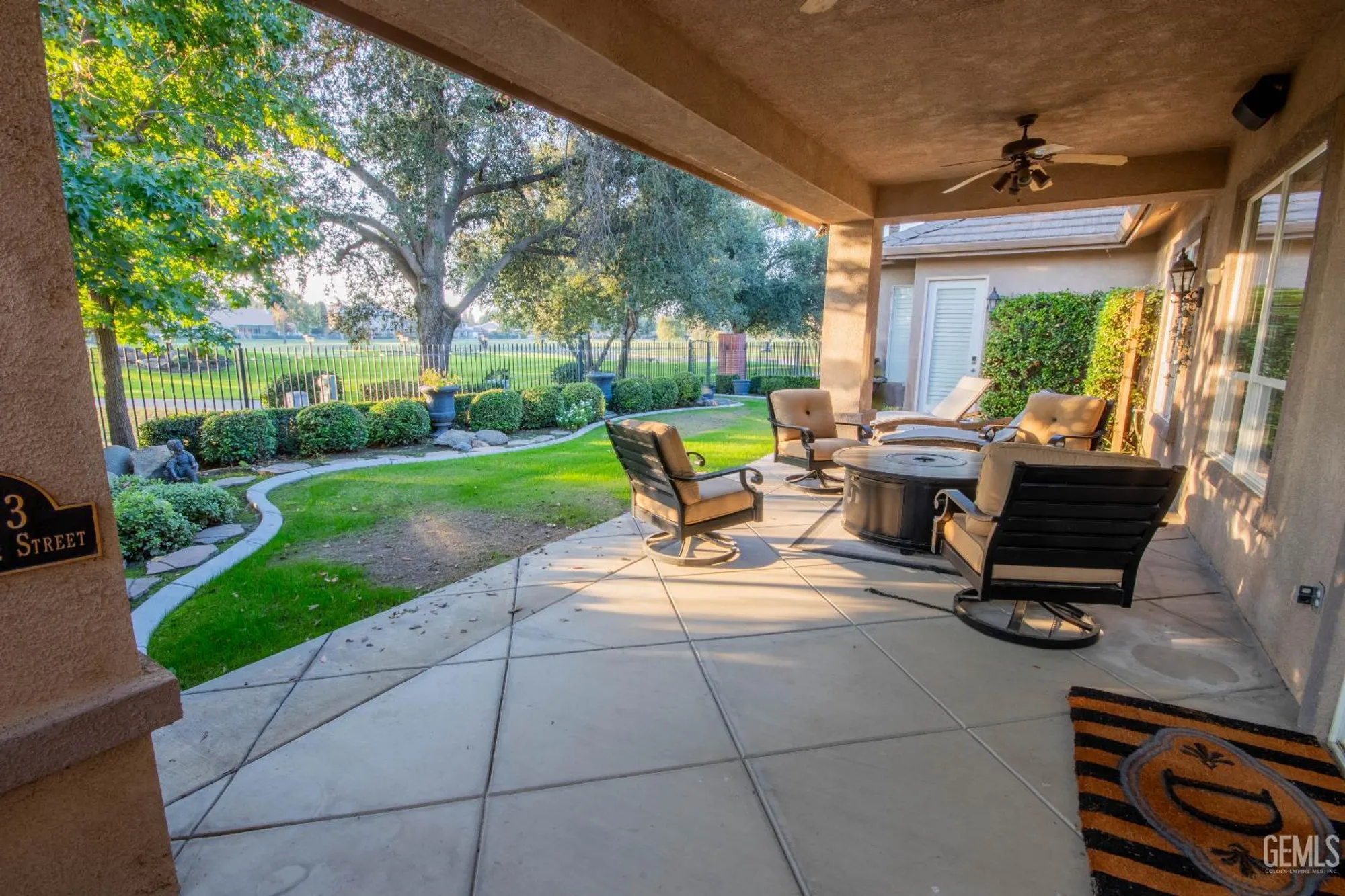 Property Slideshow image 31 of 47 | 3223 peace rose st, Bakersfield, CA, 93311