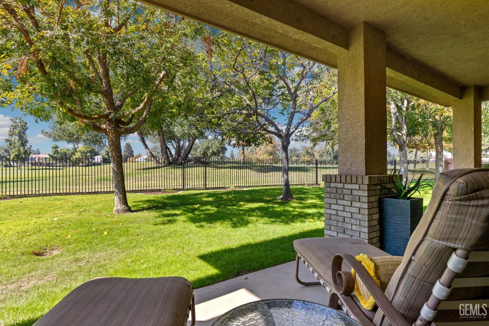 Property Slideshow image 34 of 75 | 3019 violet rose ct, Bakersfield, CA, 93311
