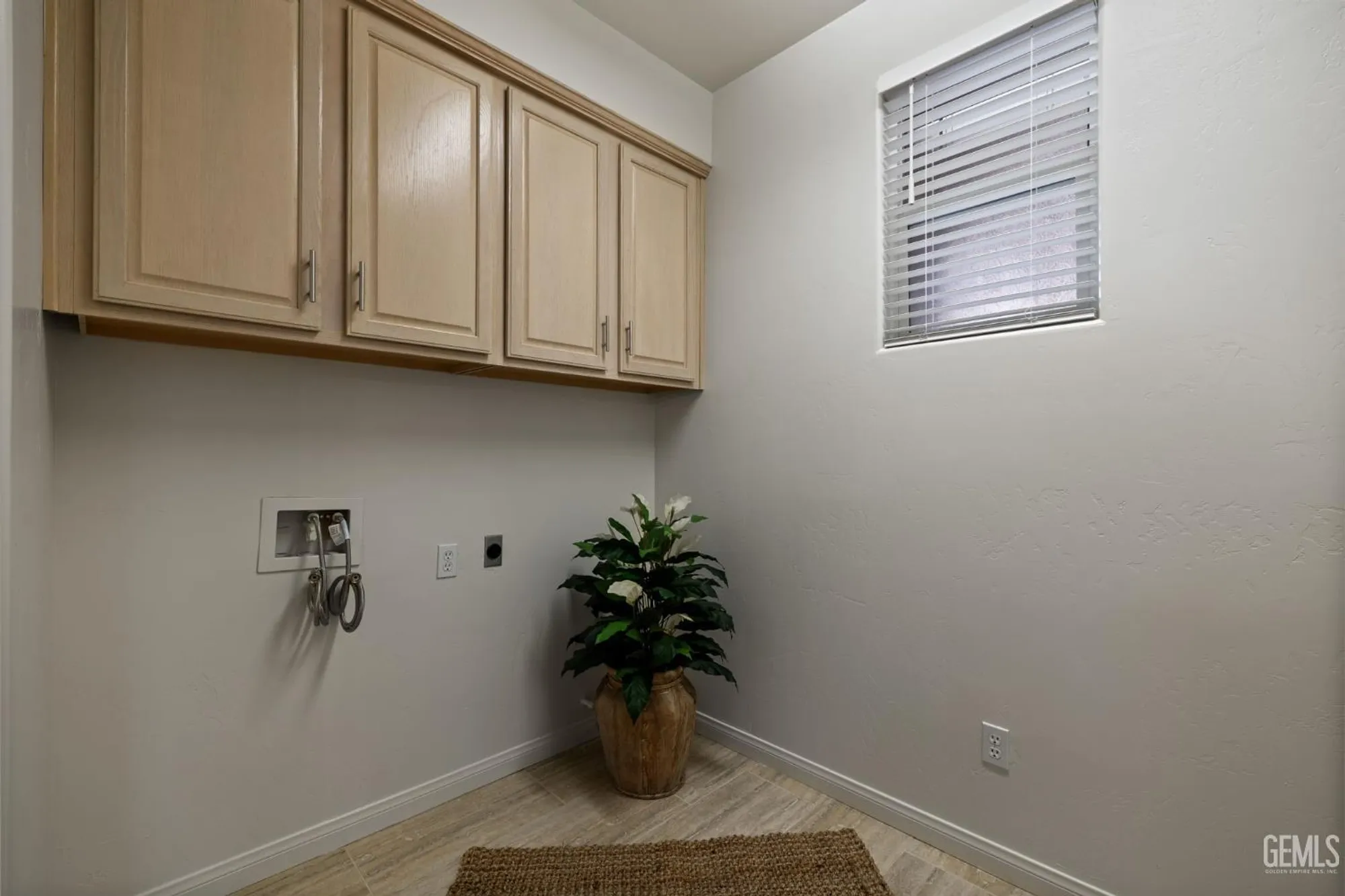 Property Slideshow image 30 of 75 | 3019 violet rose ct, Bakersfield, CA, 93311