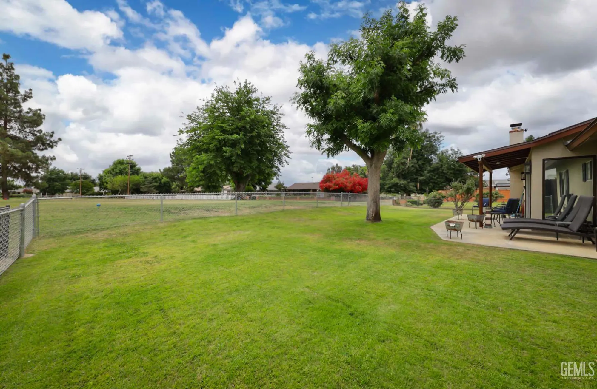 Property Slideshow image 18 of 18 | 109 bermuda st, Bakersfield, CA, 93309