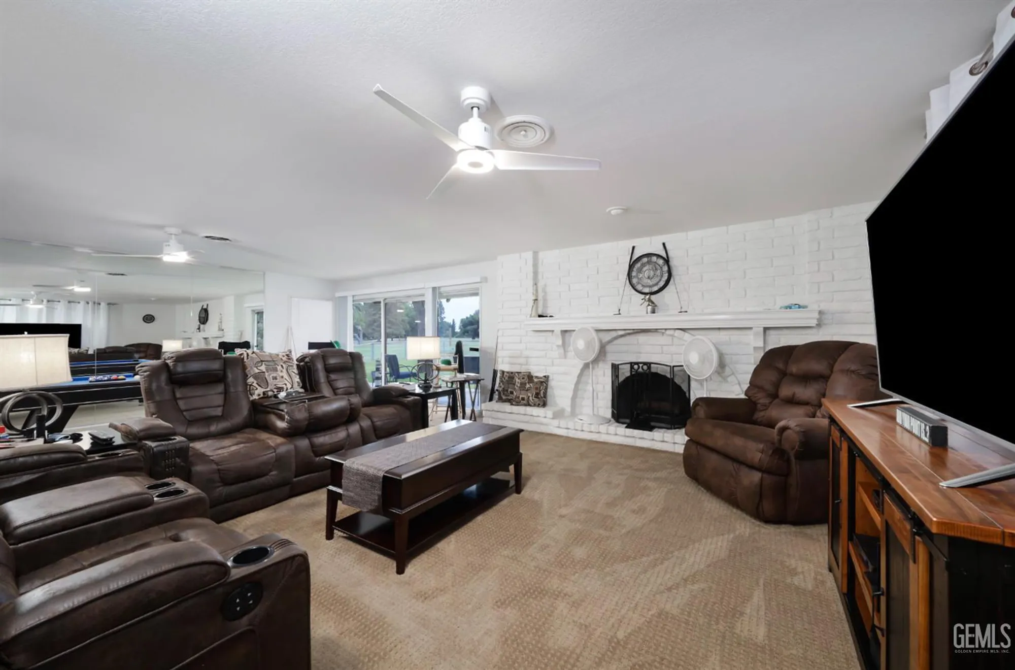 Property Slideshow image 9 of 18 | 109 bermuda st, Bakersfield, CA, 93309