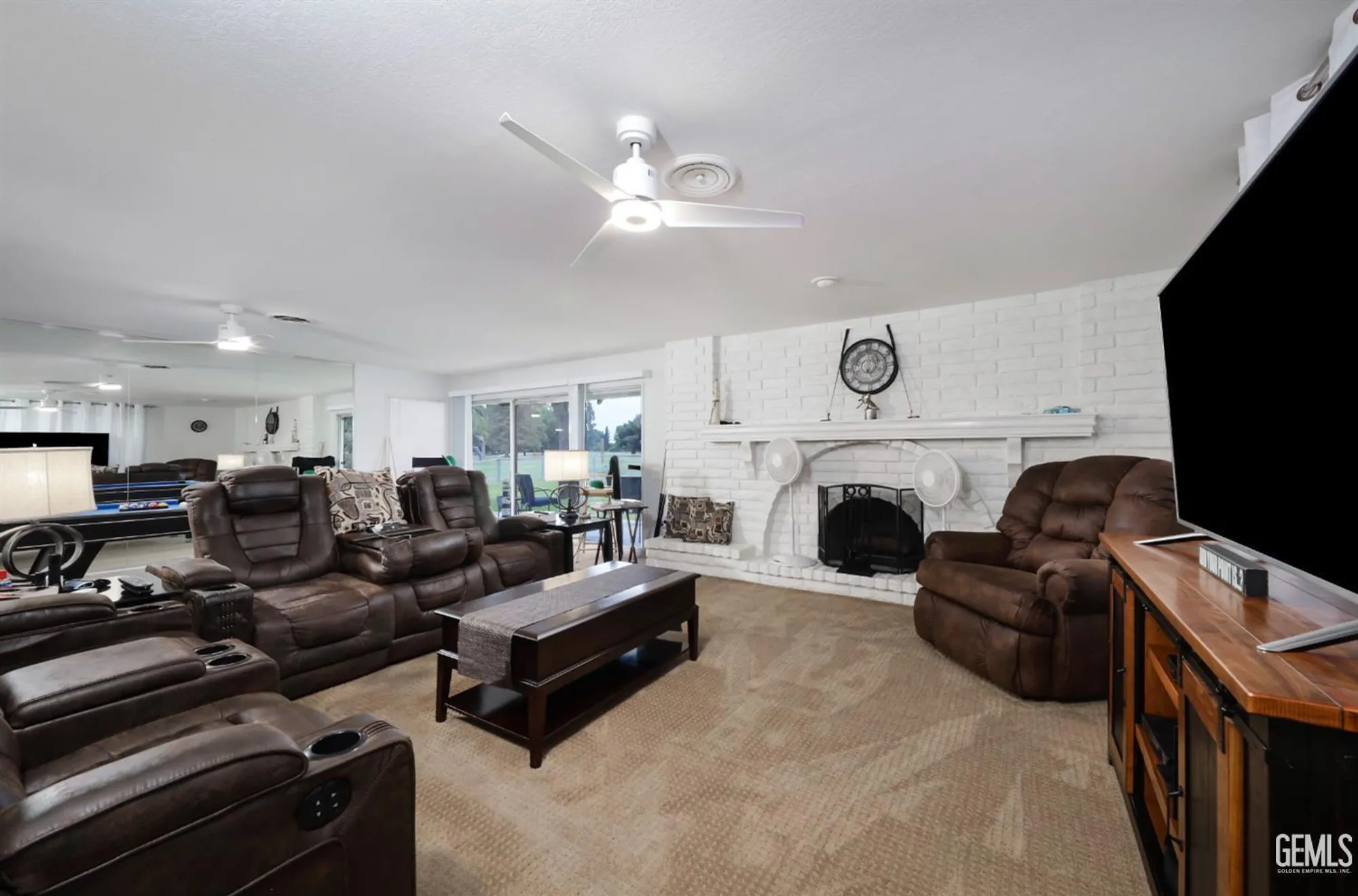 Property Slideshow image 6 of 18 | 109 bermuda st, Bakersfield, CA, 93309