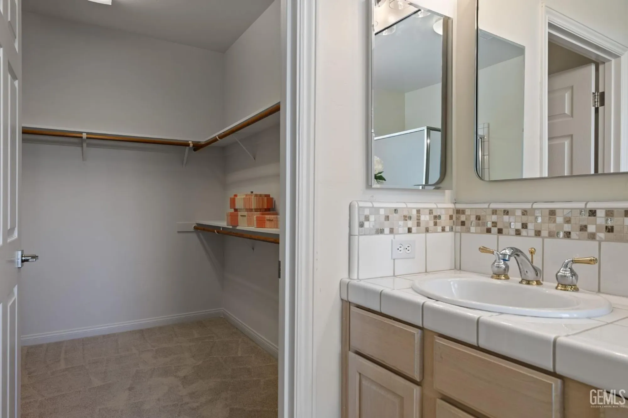 Property Slideshow image 24 of 75 | 3019 violet rose ct, Bakersfield, CA, 93311