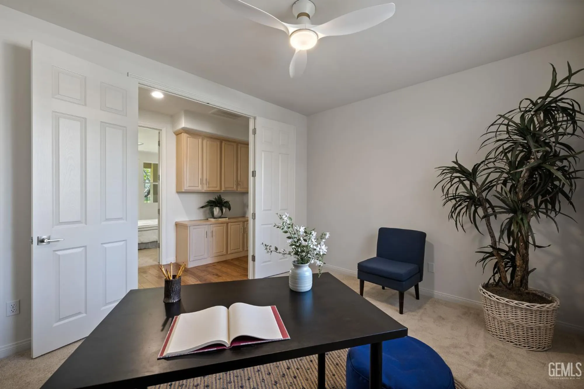 Property Slideshow image 19 of 75 | 3019 violet rose ct, Bakersfield, CA, 93311