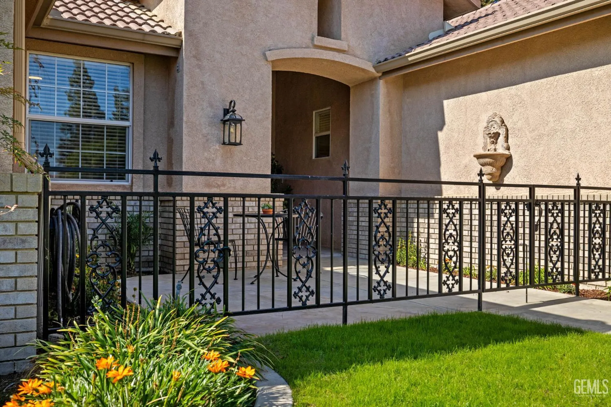 Property Slideshow image 4 of 75 | 3019 violet rose ct, Bakersfield, CA, 93311