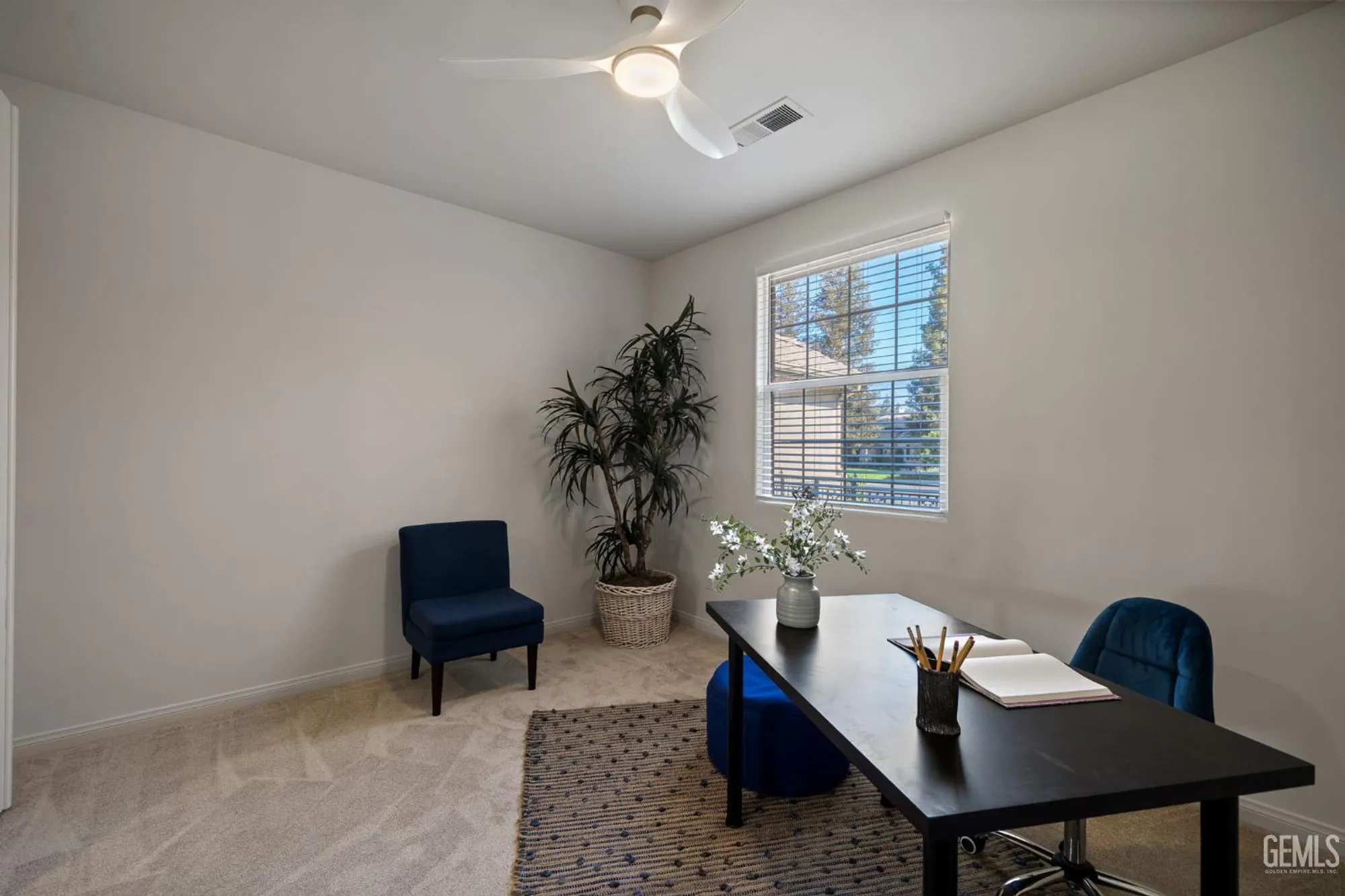 Property Slideshow image 18 of 75 | 3019 violet rose ct, Bakersfield, CA, 93311