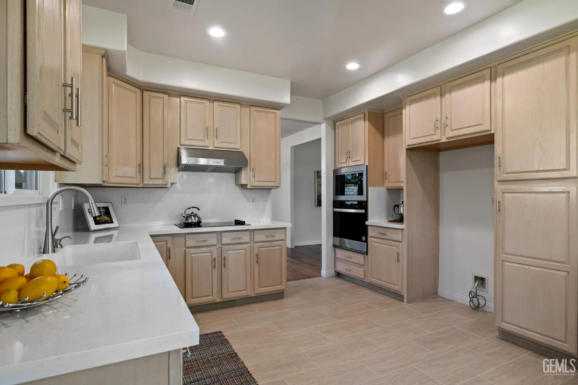Property Slideshow image 14 of 75 | 3019 violet rose ct, Bakersfield, CA, 93311