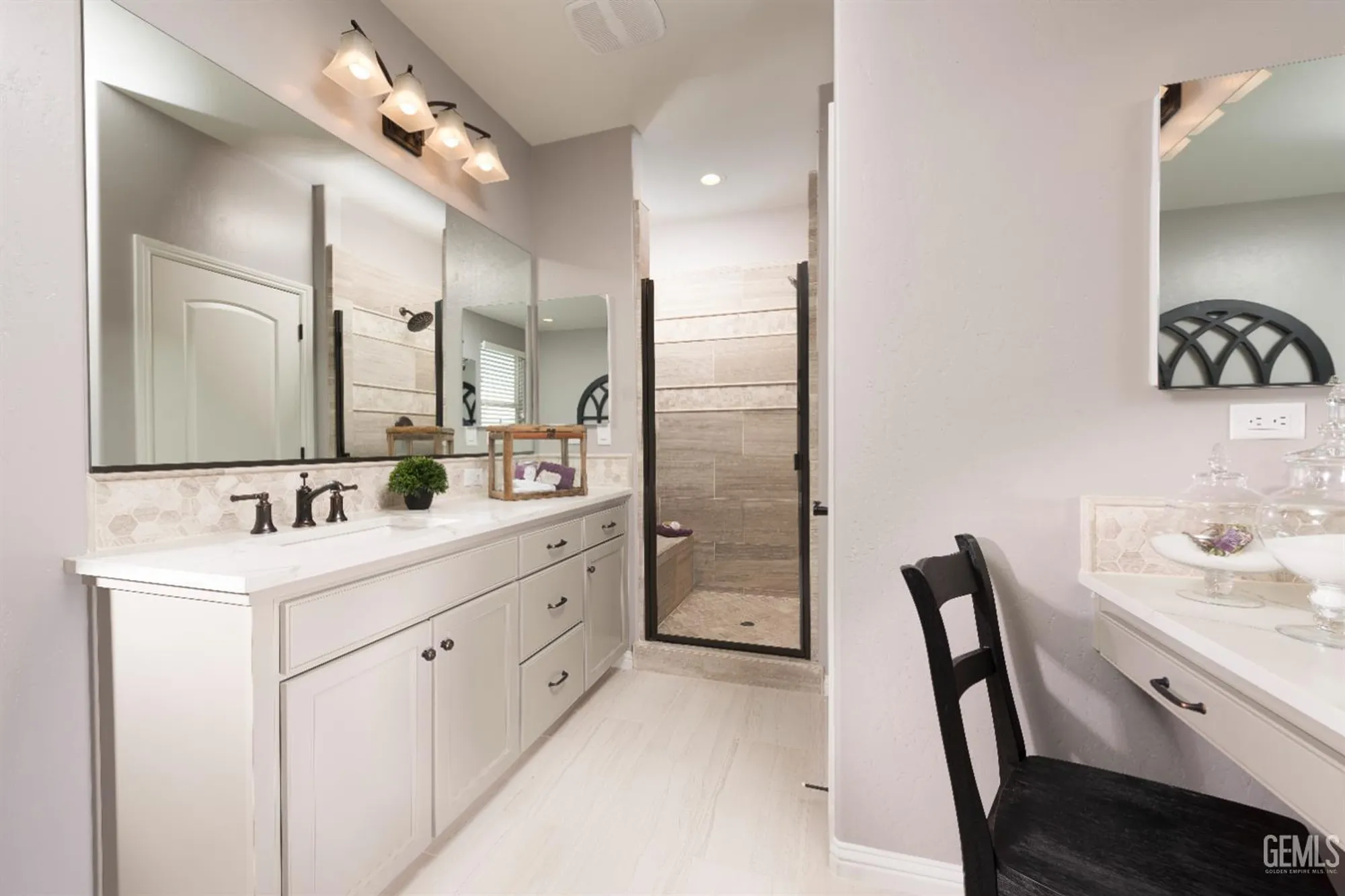 Property Slideshow image 6 of 21 | 14423 rokeby way, Bakersfield, CA, 93311