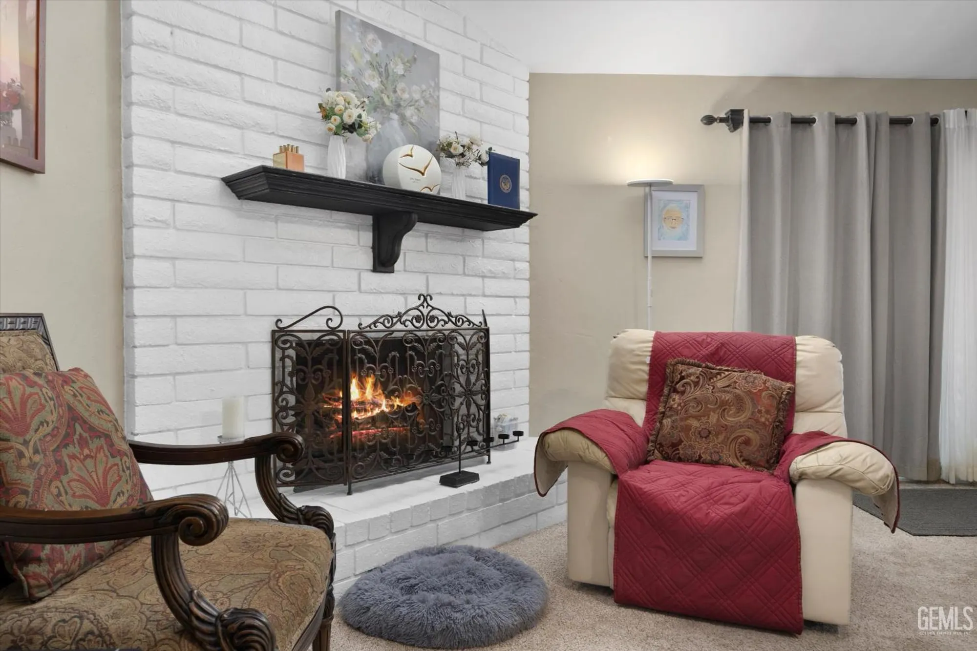 Property Slideshow image 11 of 46 | 705 bermuda st, Bakersfield, CA, 93309