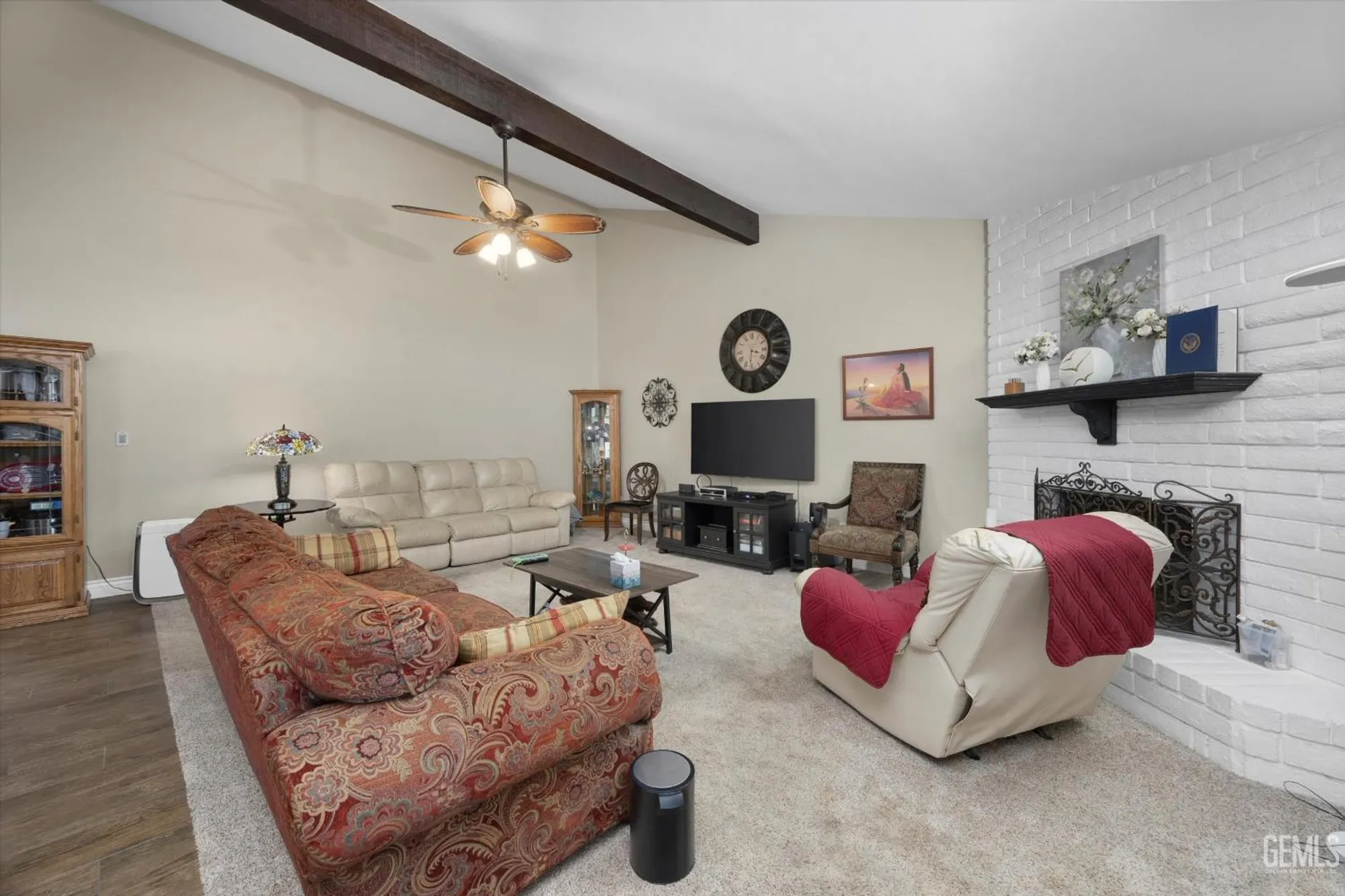 Property Slideshow image 13 of 46 | 705 bermuda st, Bakersfield, CA, 93309