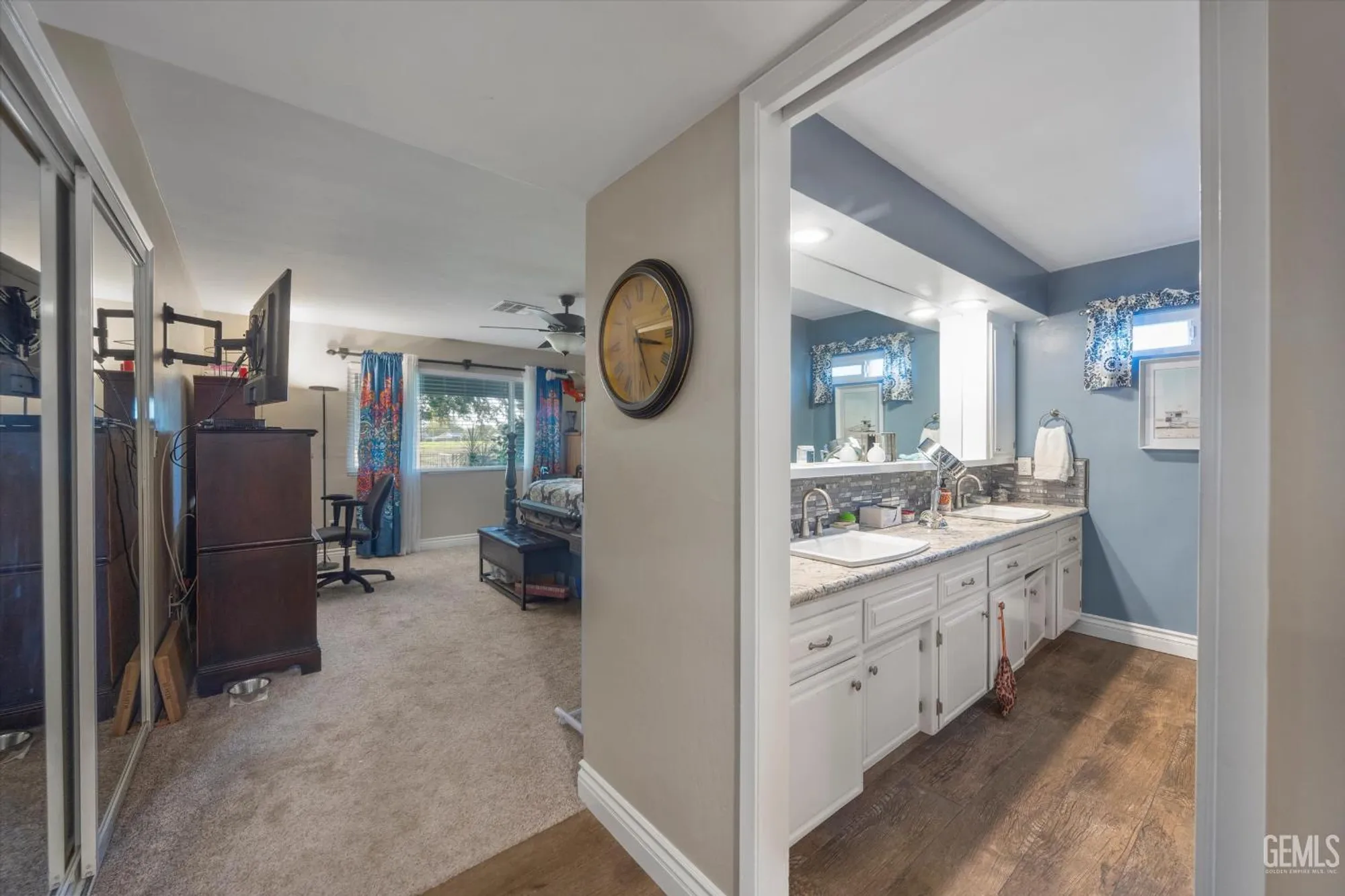 Property Slideshow image 28 of 46 | 705 bermuda st, Bakersfield, CA, 93309