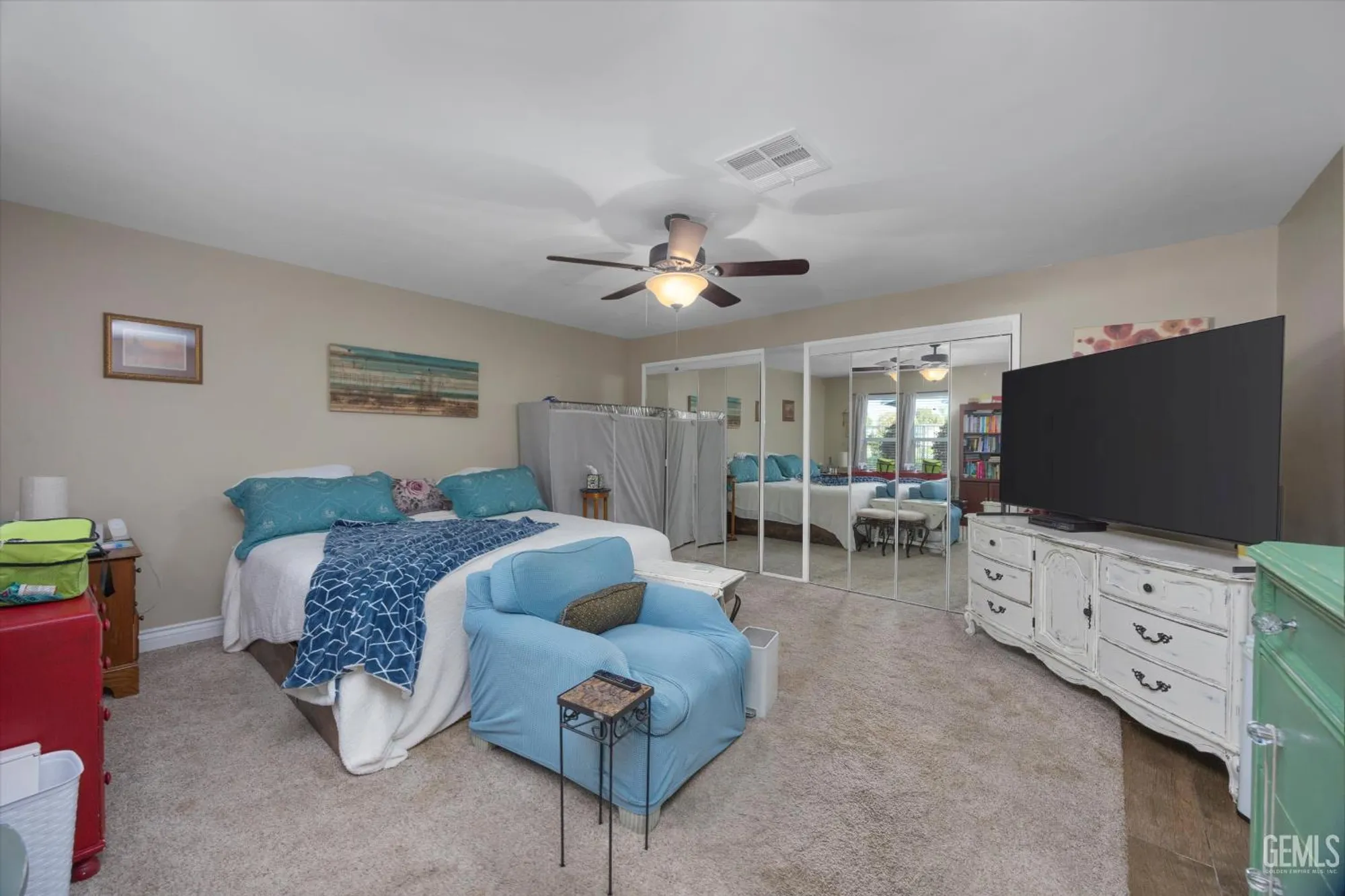 Property Slideshow image 23 of 46 | 705 bermuda st, Bakersfield, CA, 93309