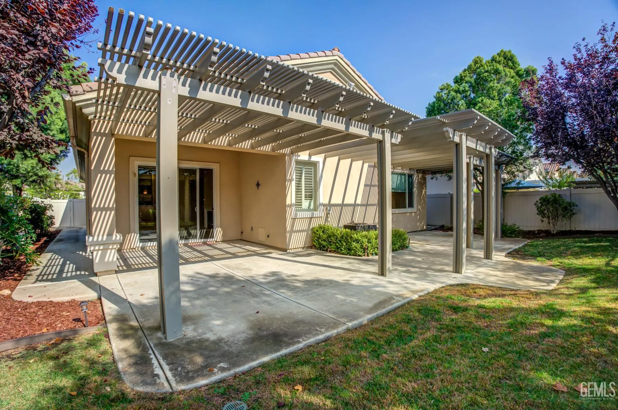 Property Slideshow image 23 of 56 | 14319 terrazzo dr, Bakersfield, CA, 93306