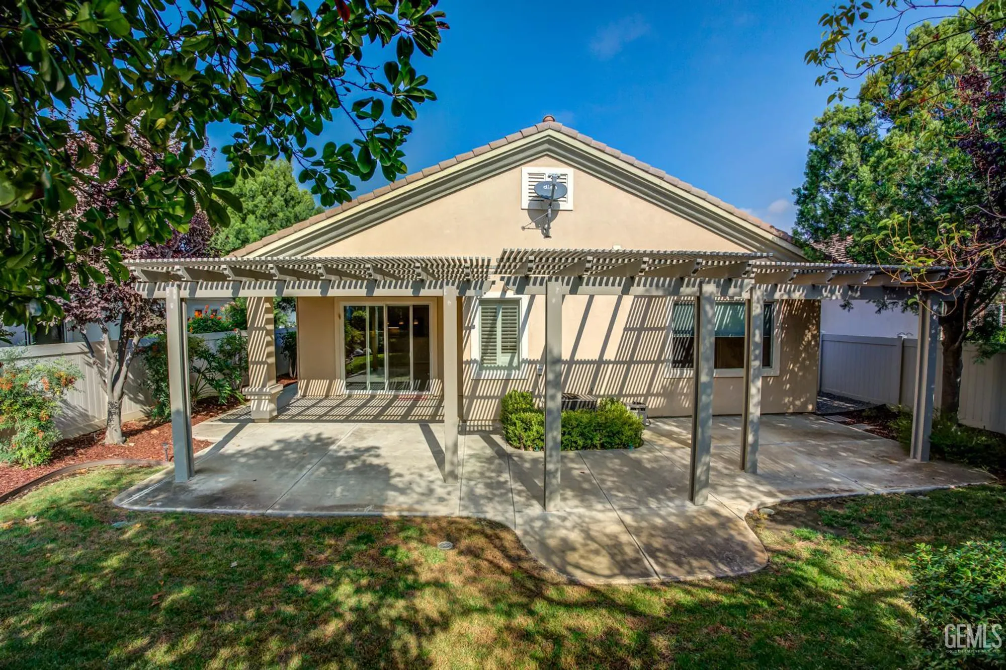 Property Slideshow image 22 of 56 | 14319 terrazzo dr, Bakersfield, CA, 93306