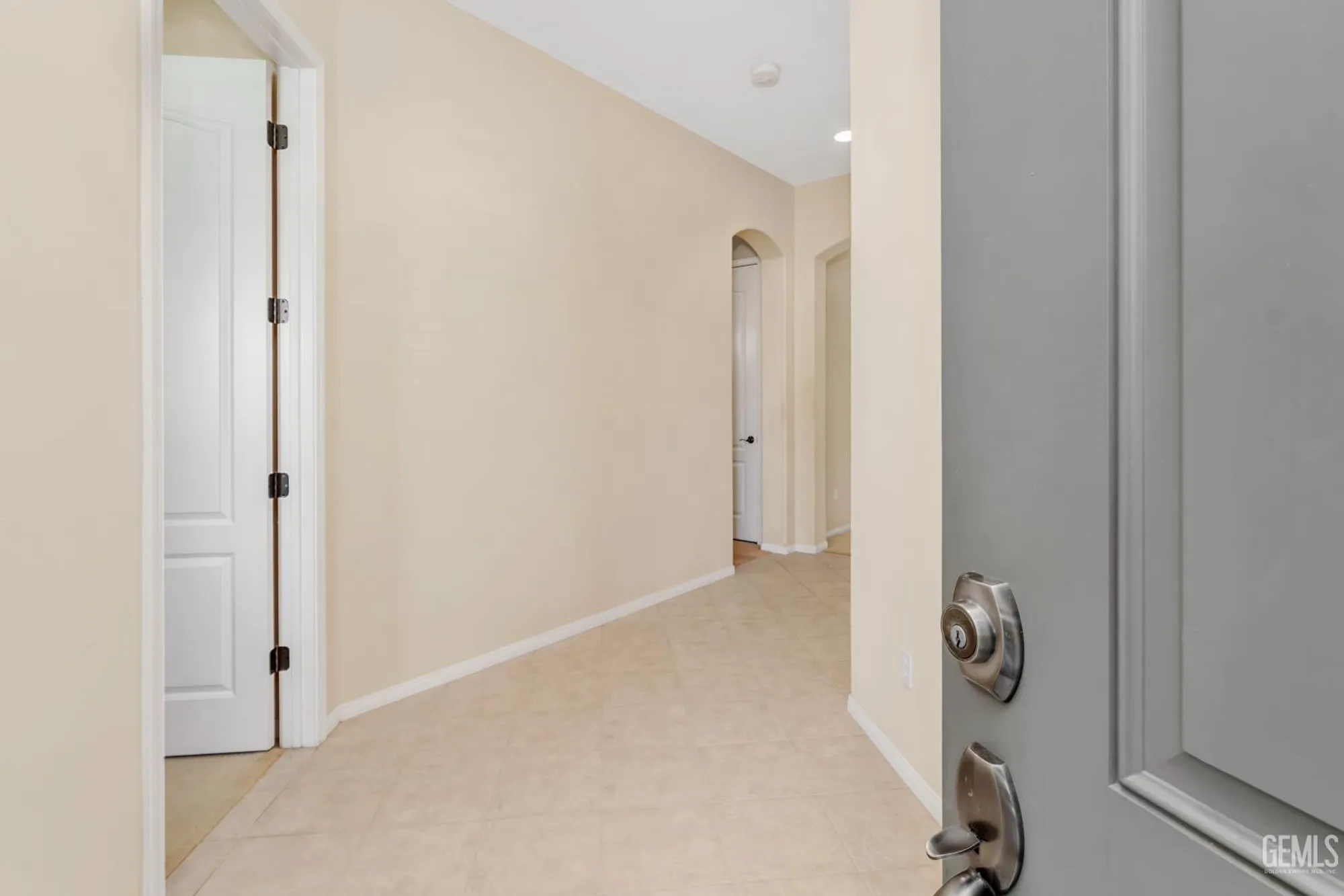 Property Slideshow image 4 of 56 | 14319 terrazzo dr, Bakersfield, CA, 93306