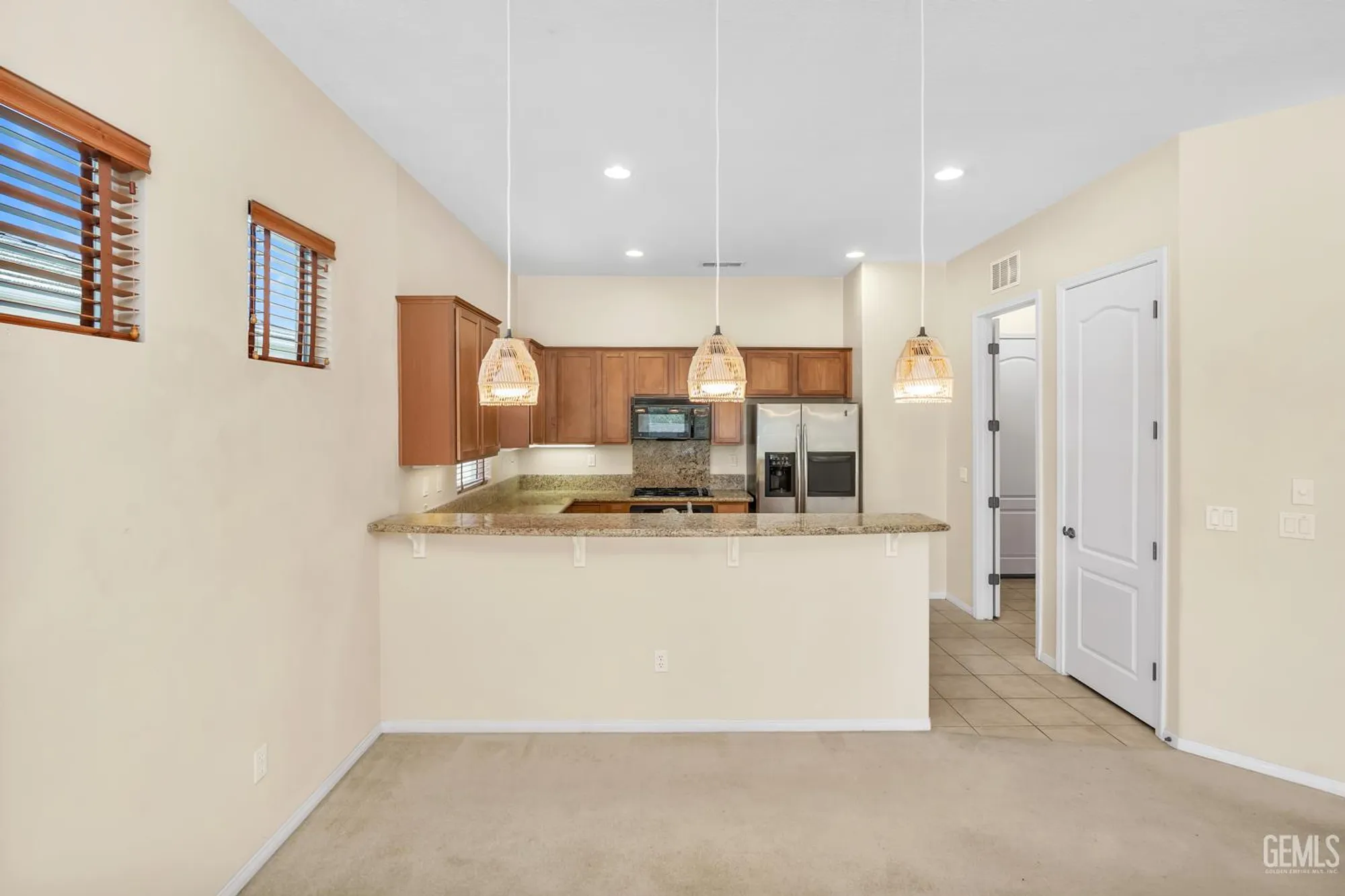 Property Slideshow image 7 of 56 | 14319 terrazzo dr, Bakersfield, CA, 93306