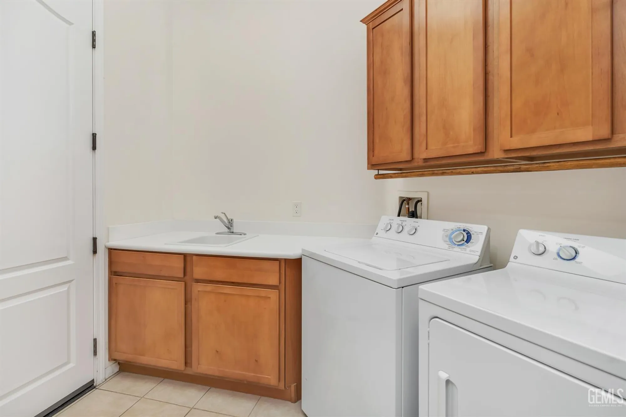 Property Slideshow image 21 of 56 | 14319 terrazzo dr, Bakersfield, CA, 93306