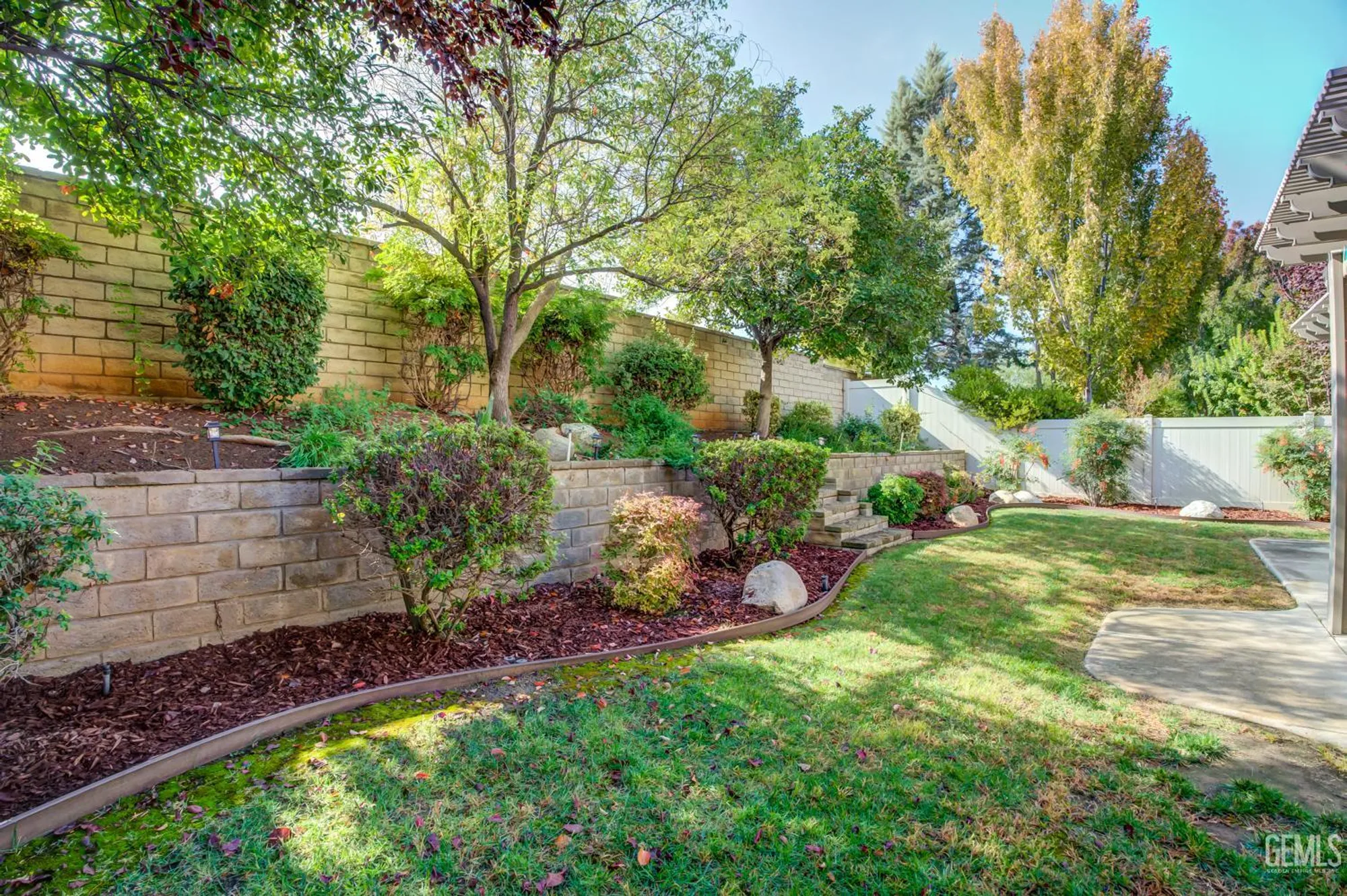 Property Slideshow image 30 of 56 | 14319 terrazzo dr, Bakersfield, CA, 93306