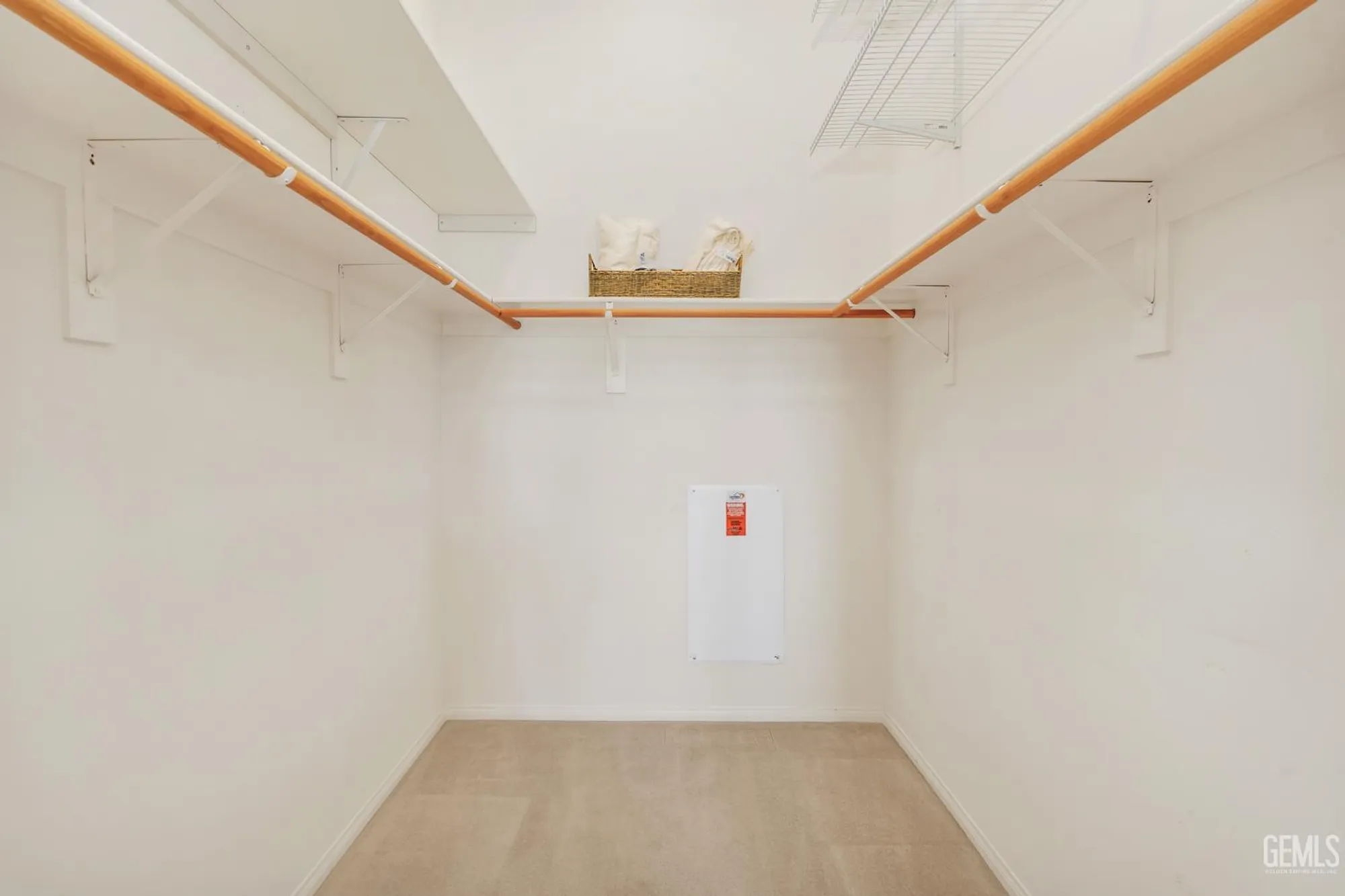 Property Slideshow image 14 of 56 | 14319 terrazzo dr, Bakersfield, CA, 93306