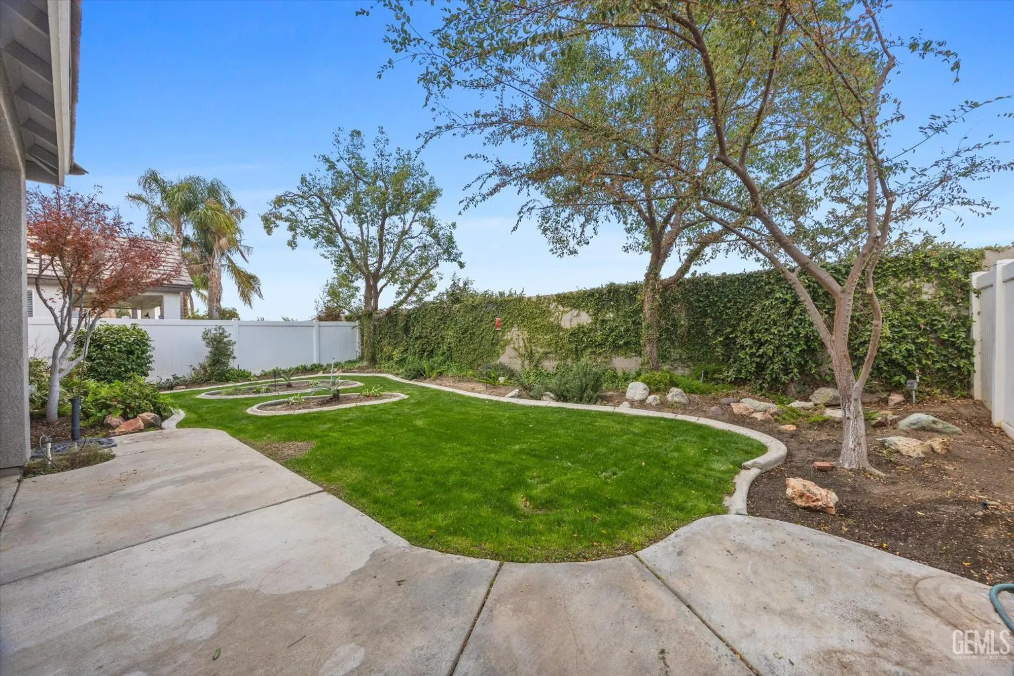 Property Slideshow image 33 of 54 | 12010 winger st, Bakersfield, CA, 93312