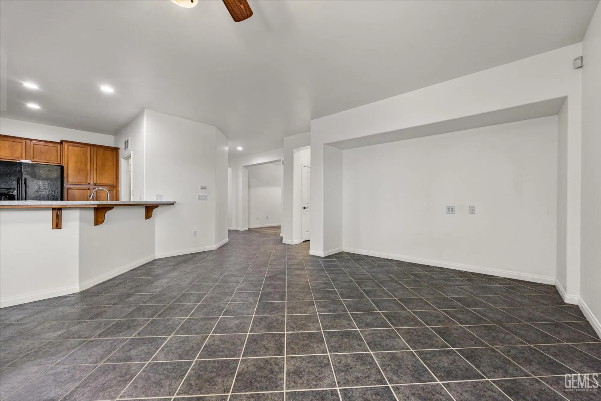 Property Slideshow image 11 of 54 | 12010 winger st, Bakersfield, CA, 93312