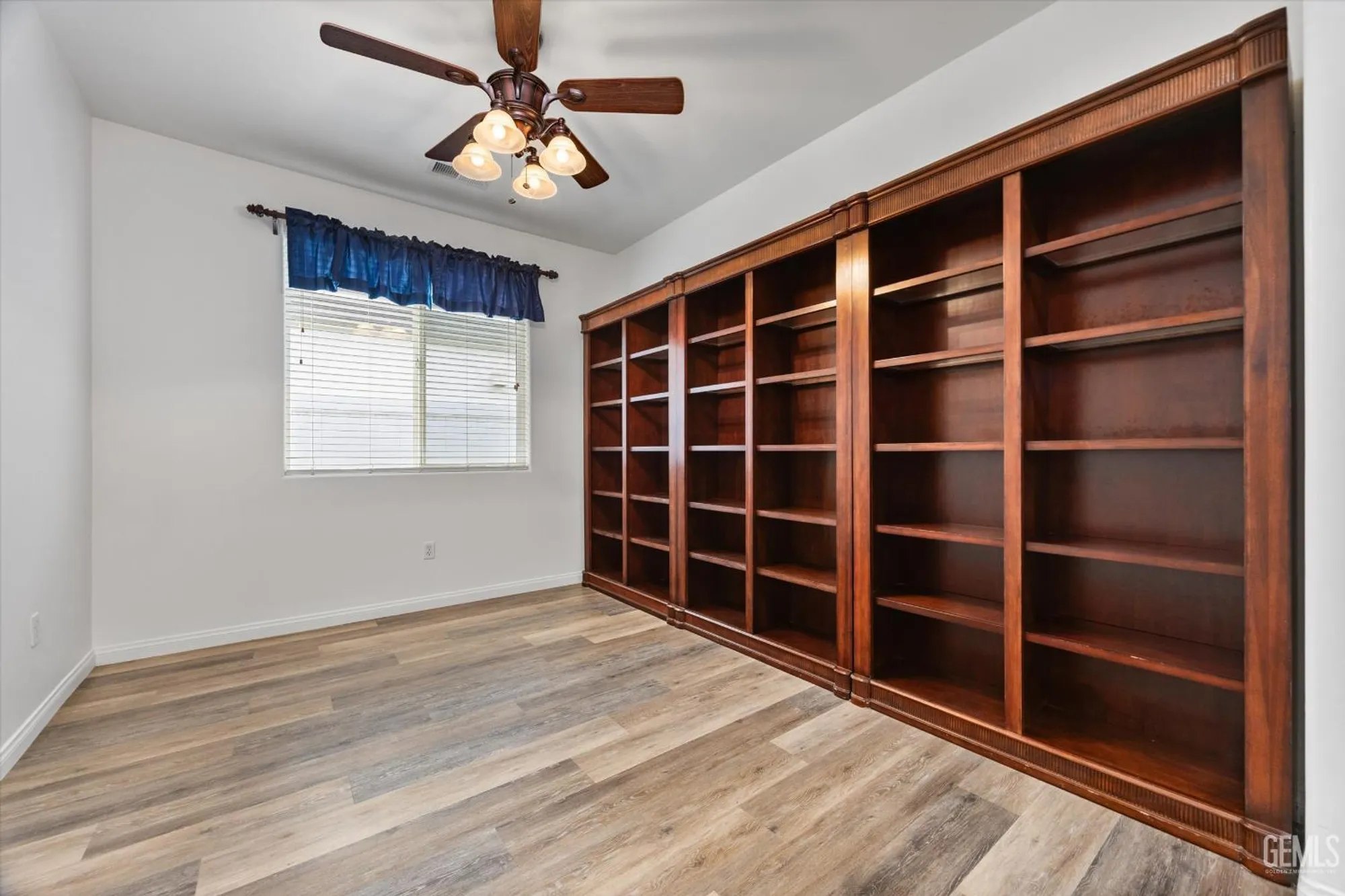 Property Slideshow image 7 of 54 | 12010 winger st, Bakersfield, CA, 93312