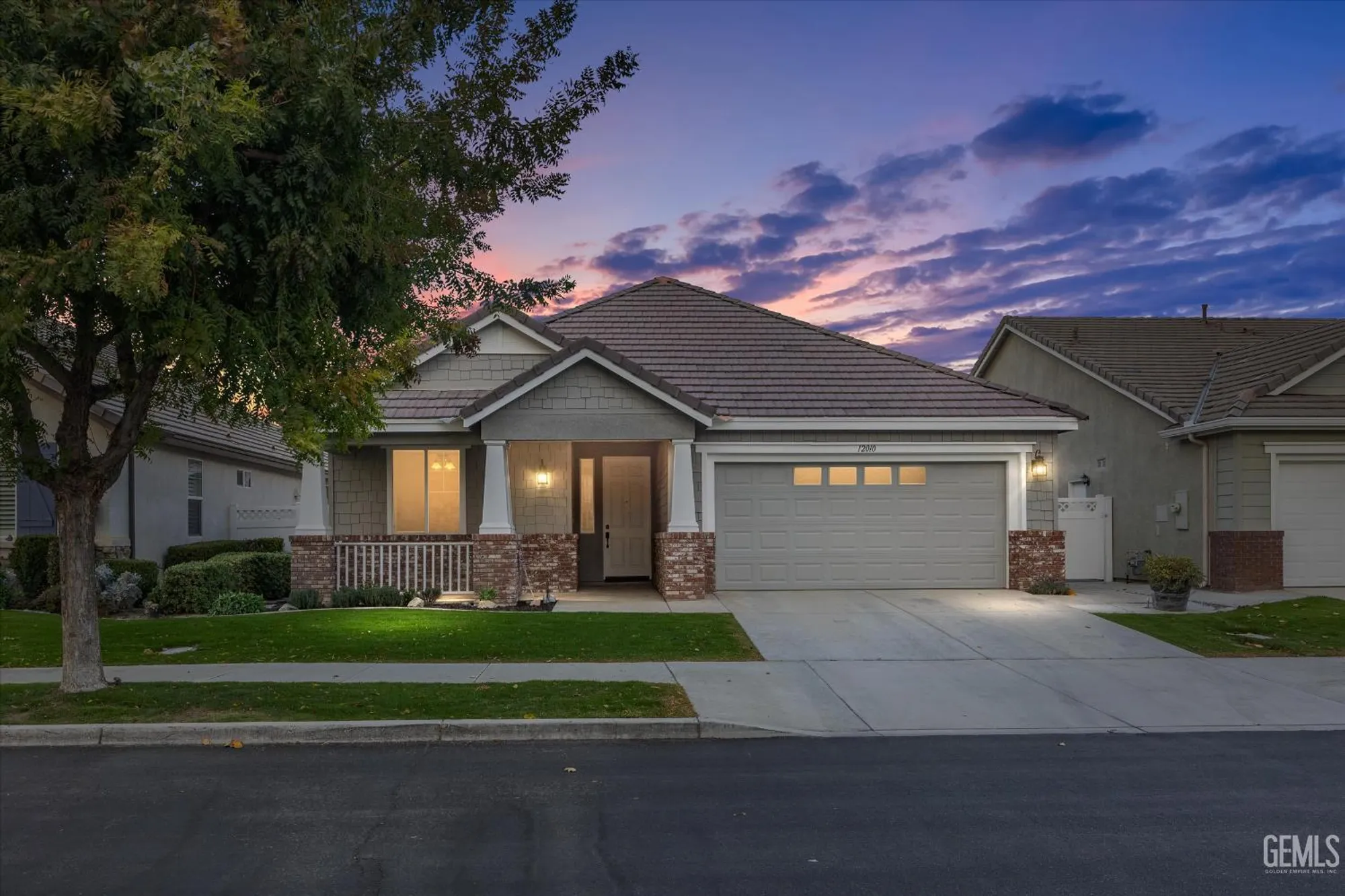 Property Slideshow image 1 of 54 | 12010 winger st, Bakersfield, CA, 93312