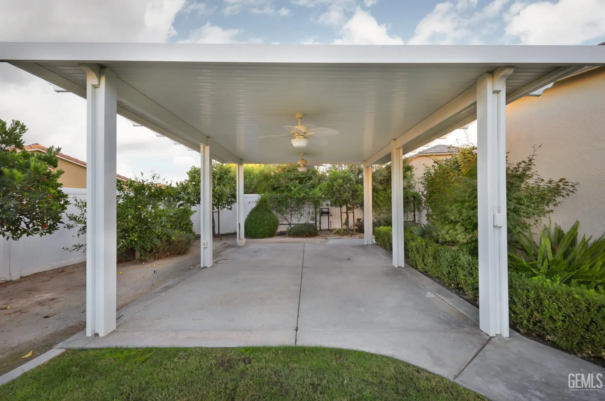 Property Slideshow image 29 of 42 | 2228 swanfield way, Bakersfield, CA, 93311