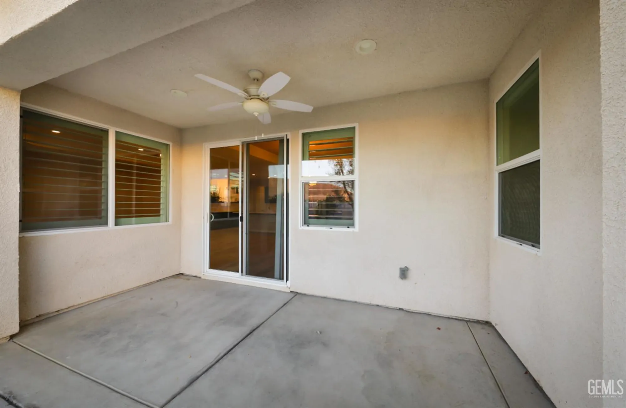 Property Slideshow image 27 of 42 | 2228 swanfield way, Bakersfield, CA, 93311