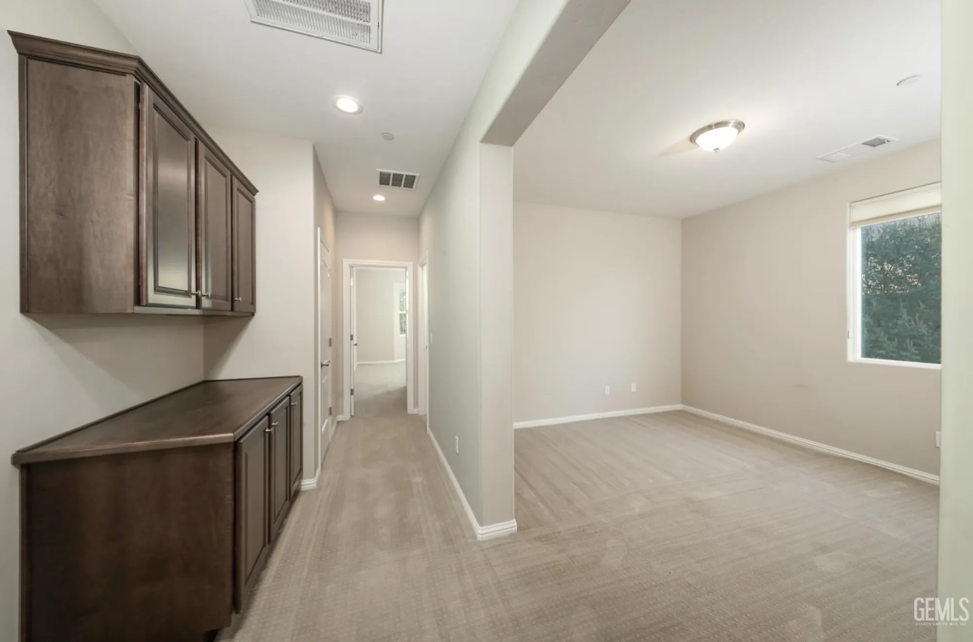 Property Slideshow image 18 of 42 | 2228 swanfield way, Bakersfield, CA, 93311