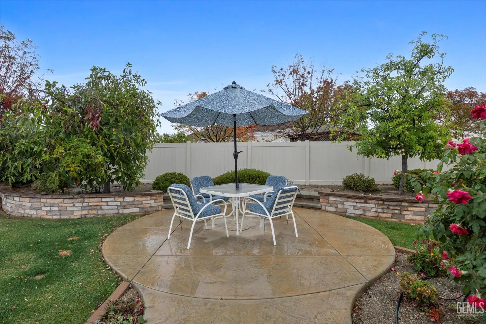 Property Slideshow image 36 of 37 | 5809 opal valley ct, Bakersfield, CA, 93306