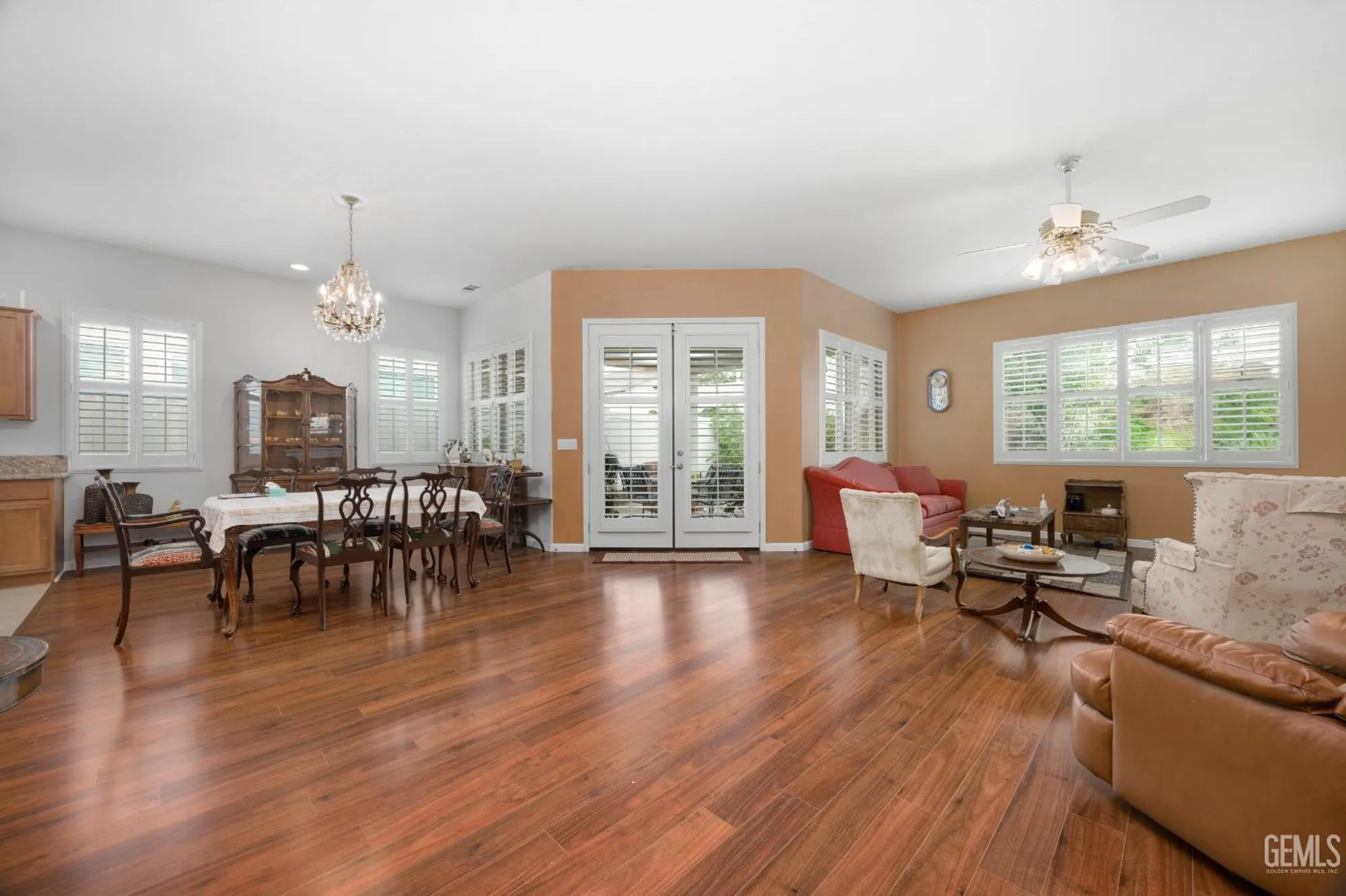 Property Slideshow image 10 of 44 | 6303 pinion ranch rd, Bakersfield, CA, 93306