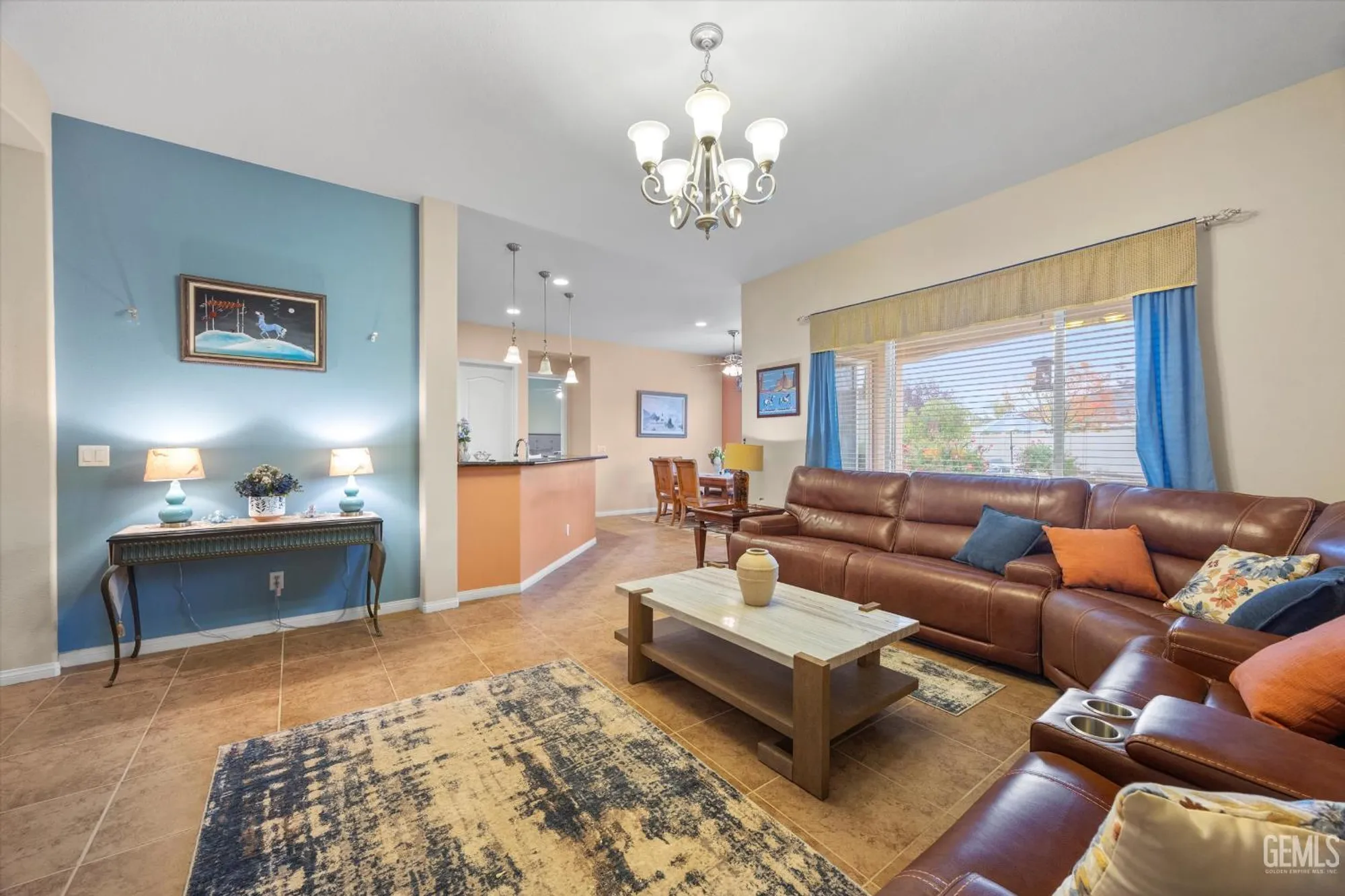 Property Slideshow image 10 of 37 | 5809 opal valley ct, Bakersfield, CA, 93306