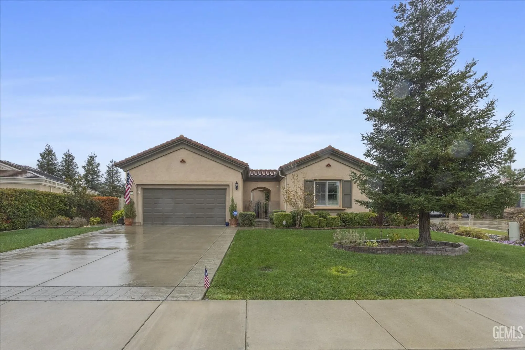 Property Slideshow image 3 of 37 | 5809 opal valley ct, Bakersfield, CA, 93306