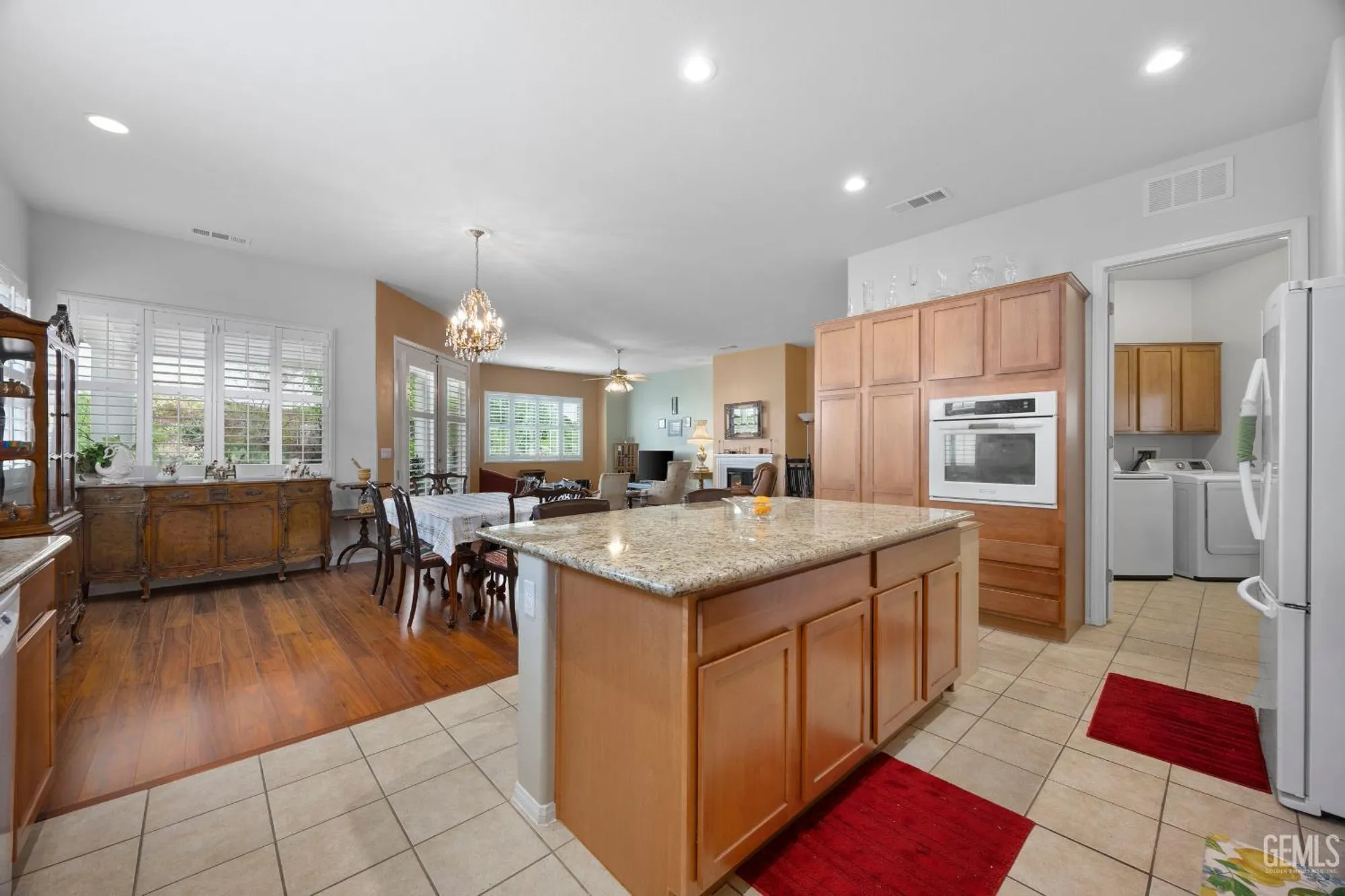 Property Slideshow image 22 of 44 | 6303 pinion ranch rd, Bakersfield, CA, 93306