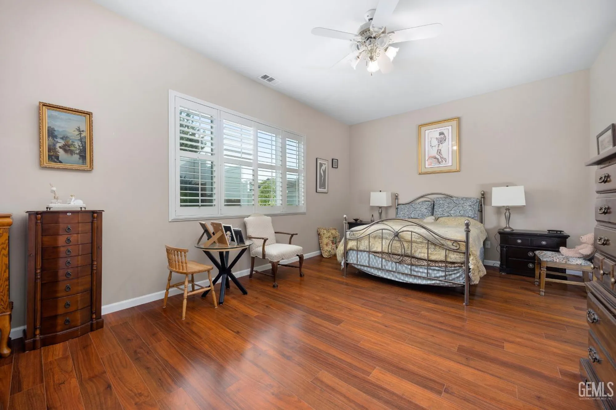 Property Slideshow image 31 of 44 | 6303 pinion ranch rd, Bakersfield, CA, 93306