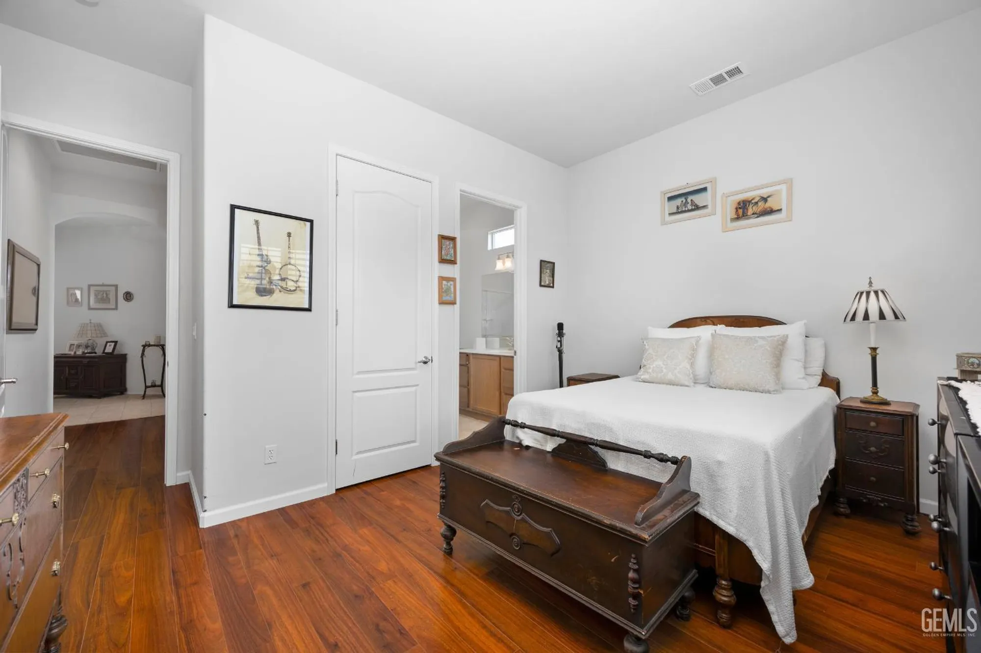 Property Slideshow image 38 of 44 | 6303 pinion ranch rd, Bakersfield, CA, 93306