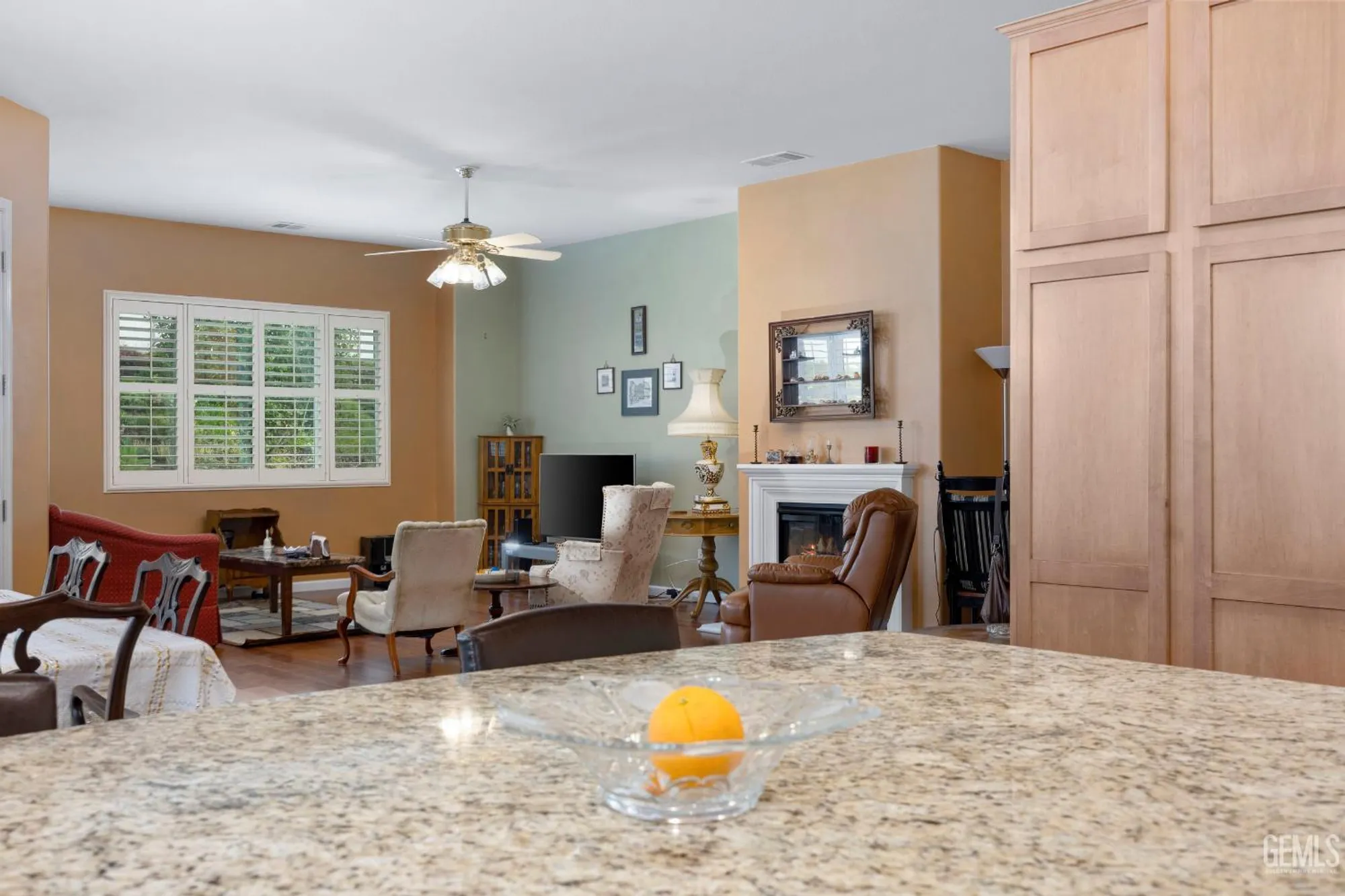 Property Slideshow image 24 of 44 | 6303 pinion ranch rd, Bakersfield, CA, 93306