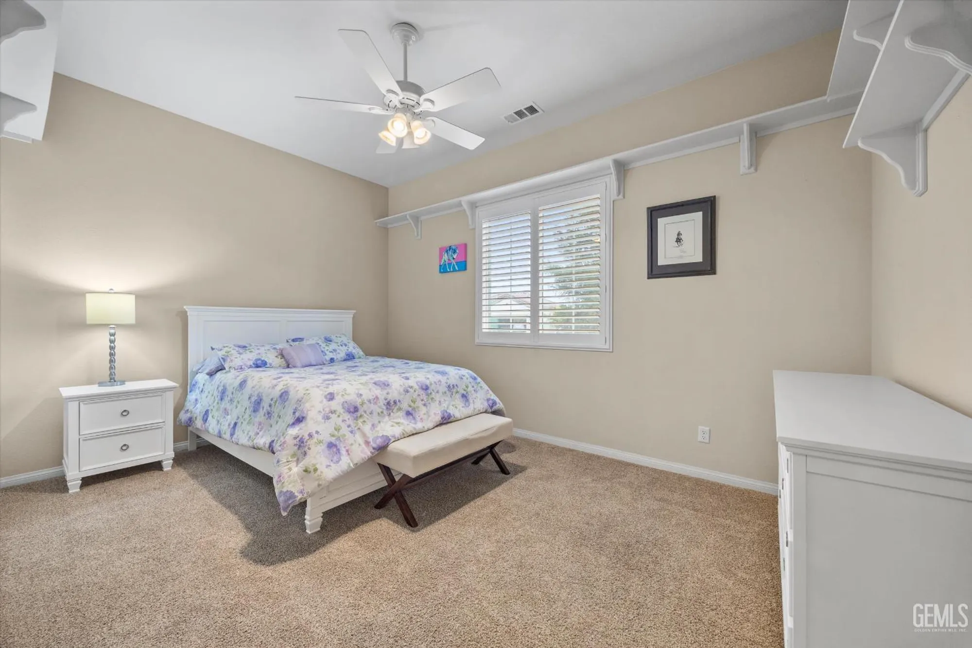 Property Slideshow image 24 of 37 | 5809 opal valley ct, Bakersfield, CA, 93306