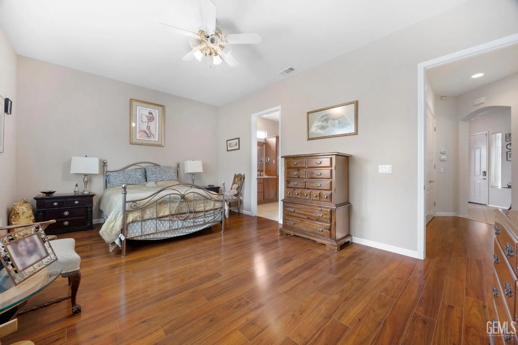 Property Slideshow image 32 of 44 | 6303 pinion ranch rd, Bakersfield, CA, 93306