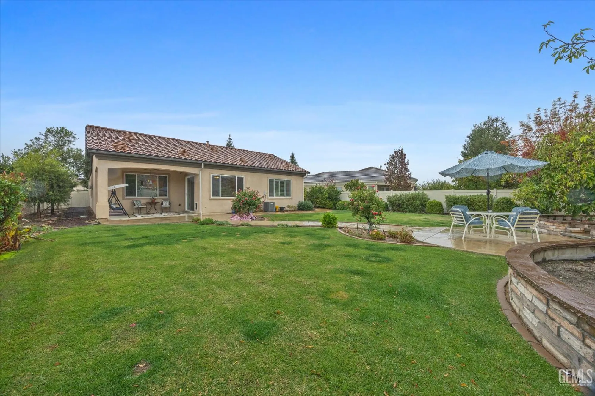 Property Slideshow image 35 of 37 | 5809 opal valley ct, Bakersfield, CA, 93306