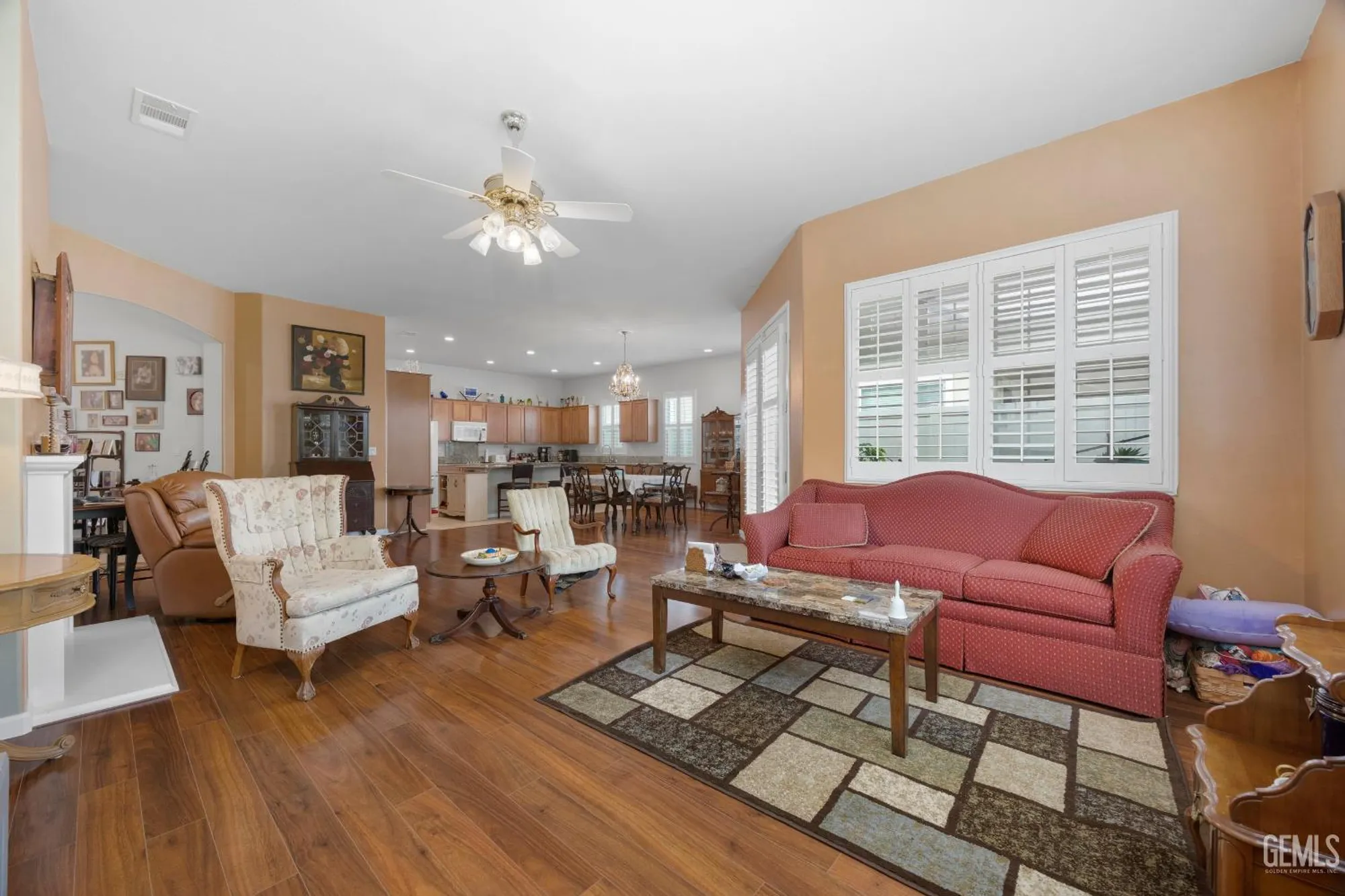 Property Slideshow image 14 of 44 | 6303 pinion ranch rd, Bakersfield, CA, 93306