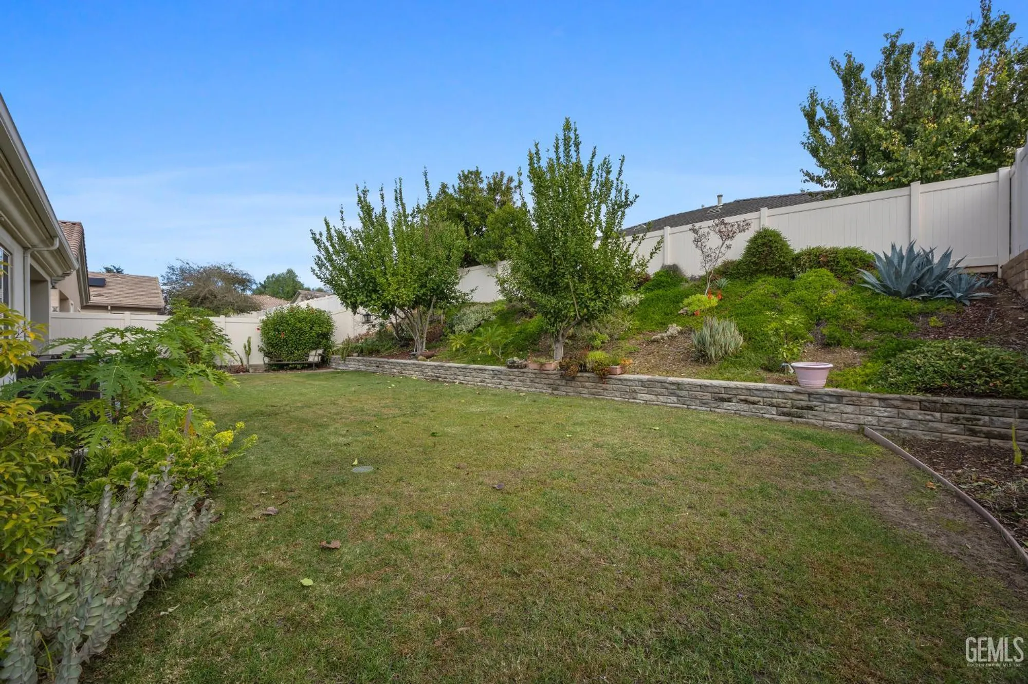 Property Slideshow image 44 of 44 | 6303 pinion ranch rd, Bakersfield, CA, 93306